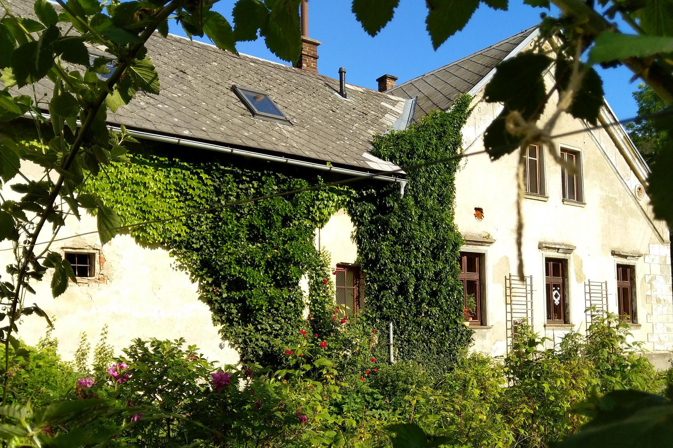 Ubytování a Keramická dílna Habartovi