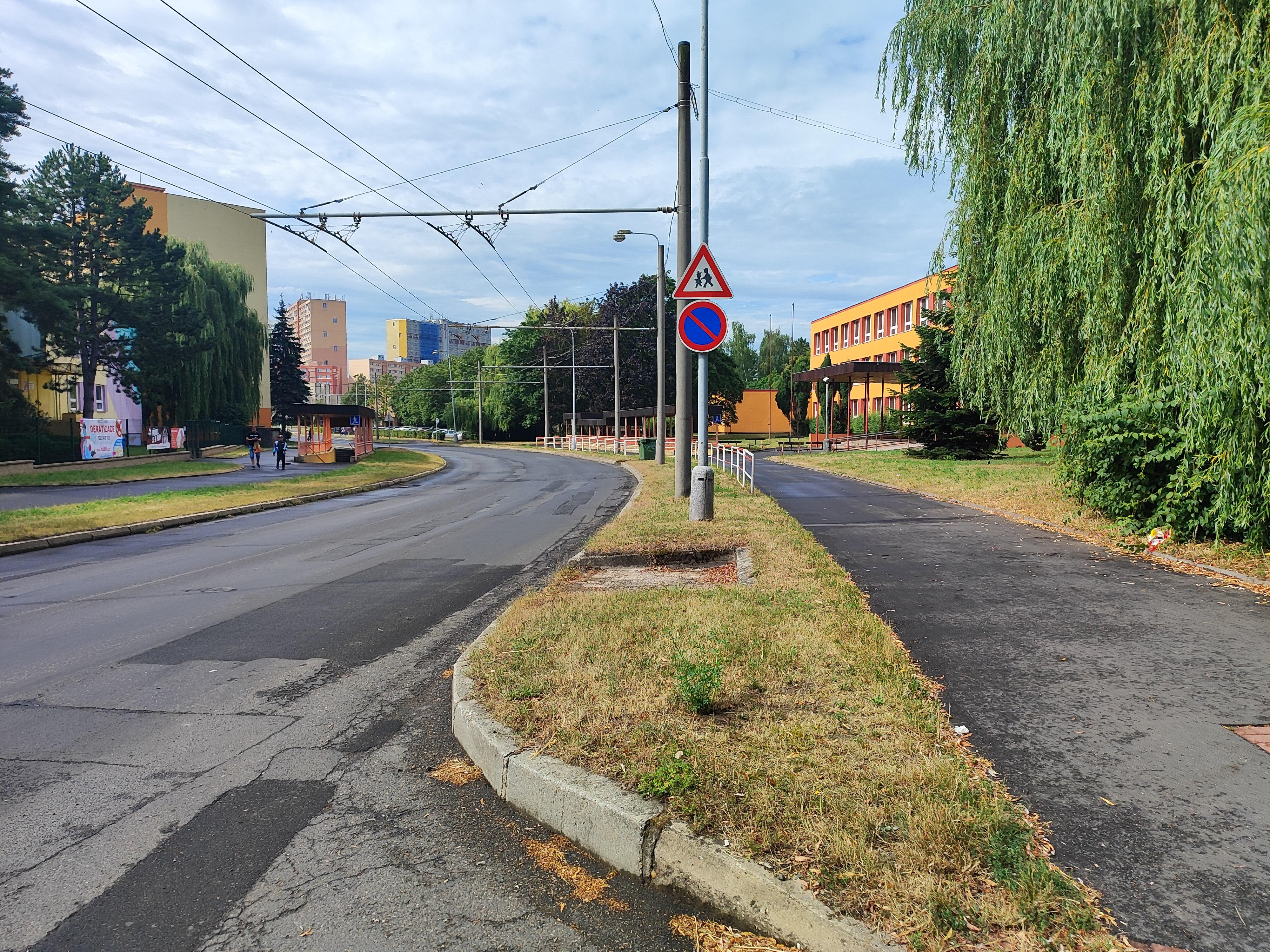 ZŠ a MŠ Chomutov, 17. listopadu foto 2