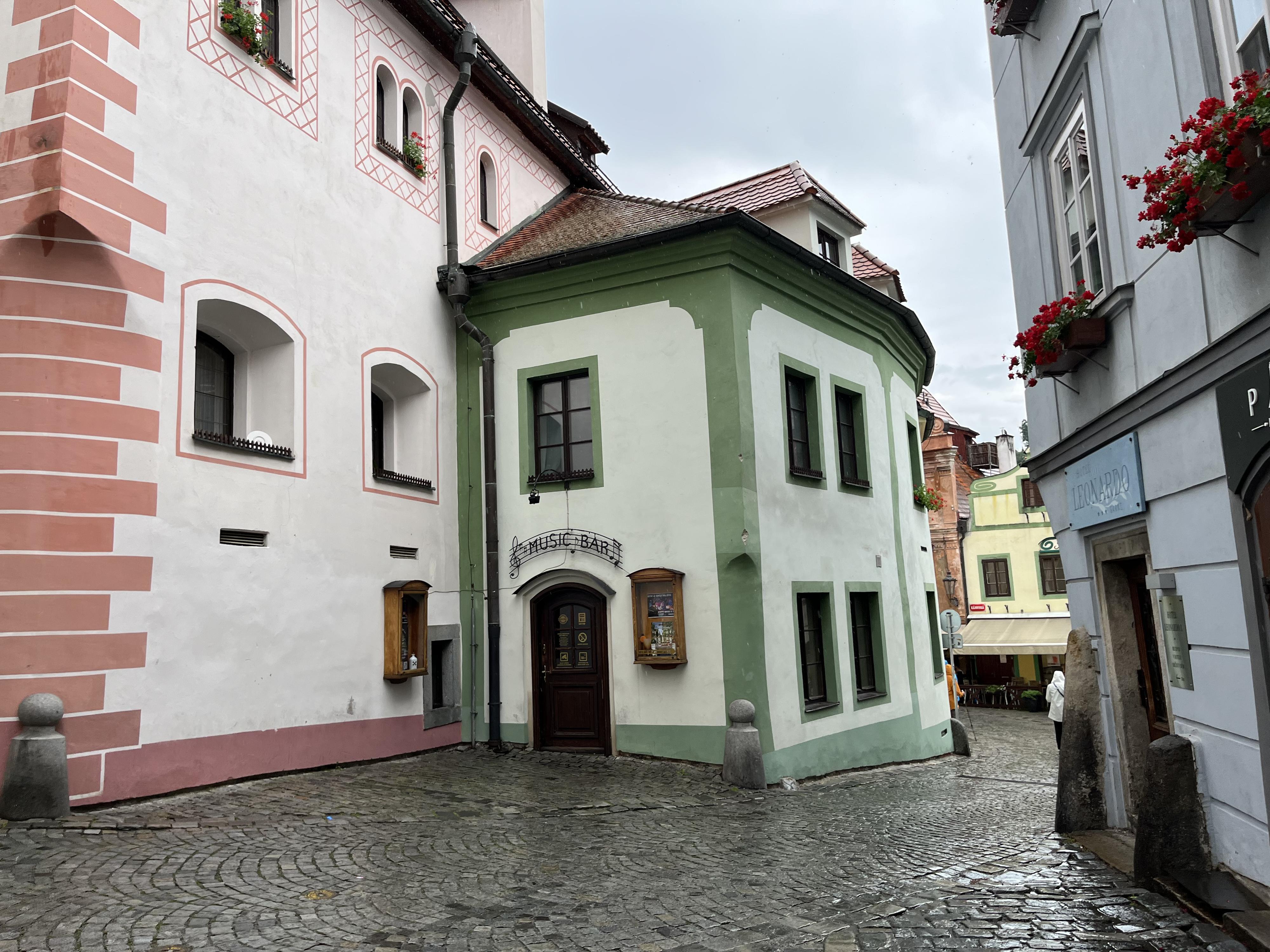 Music Cocktail Bar Zlatý anděl foto 3