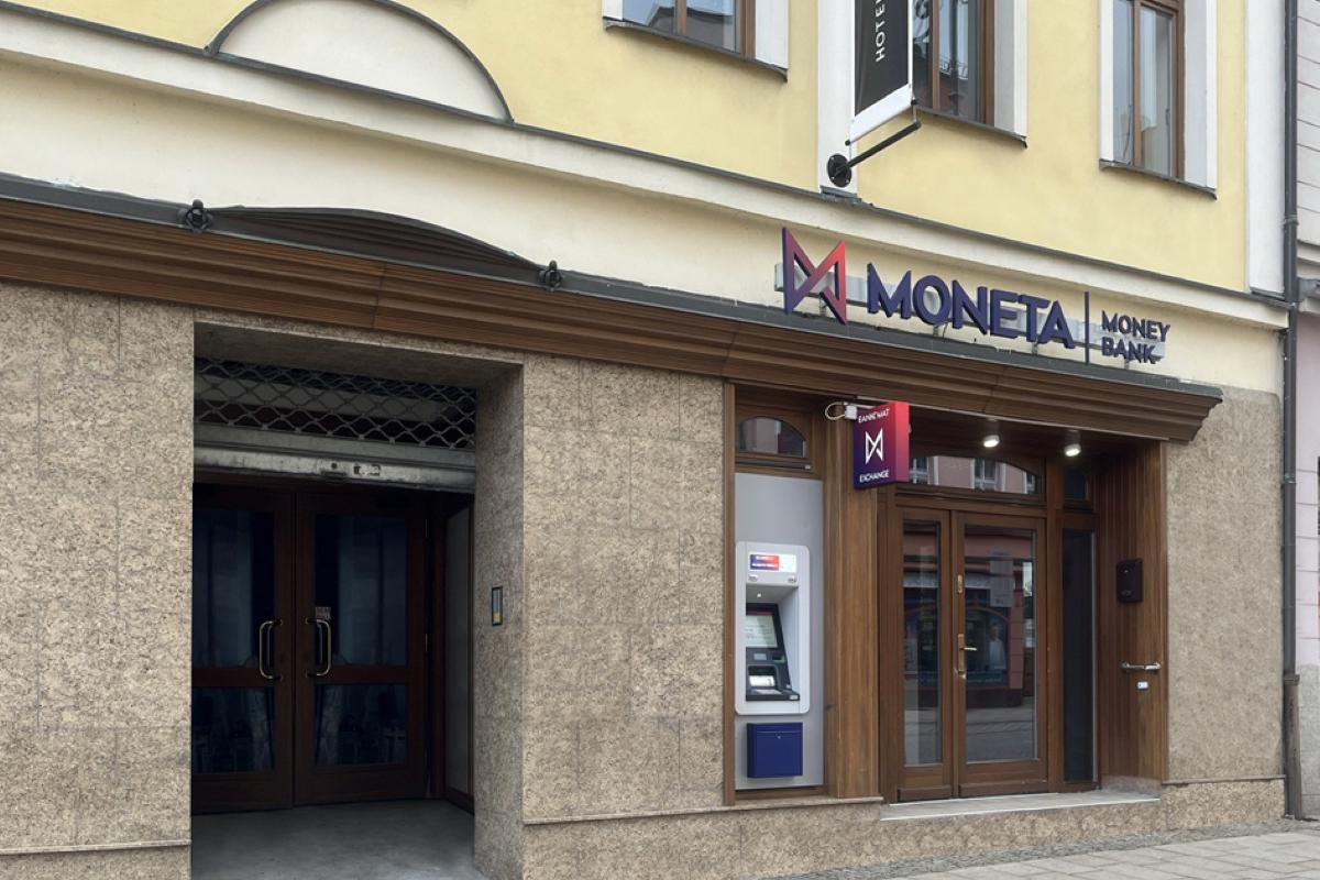 MONETA Money Bank foto 1