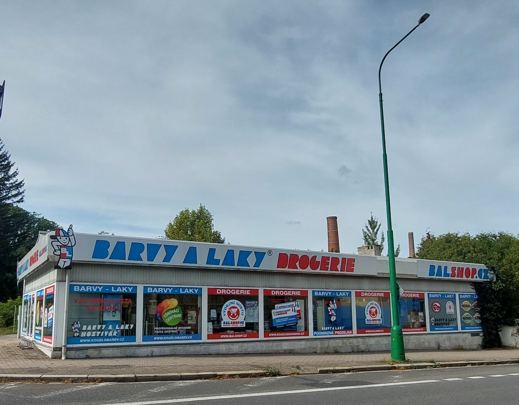 BARVY A LAKY DROGERIE foto 5