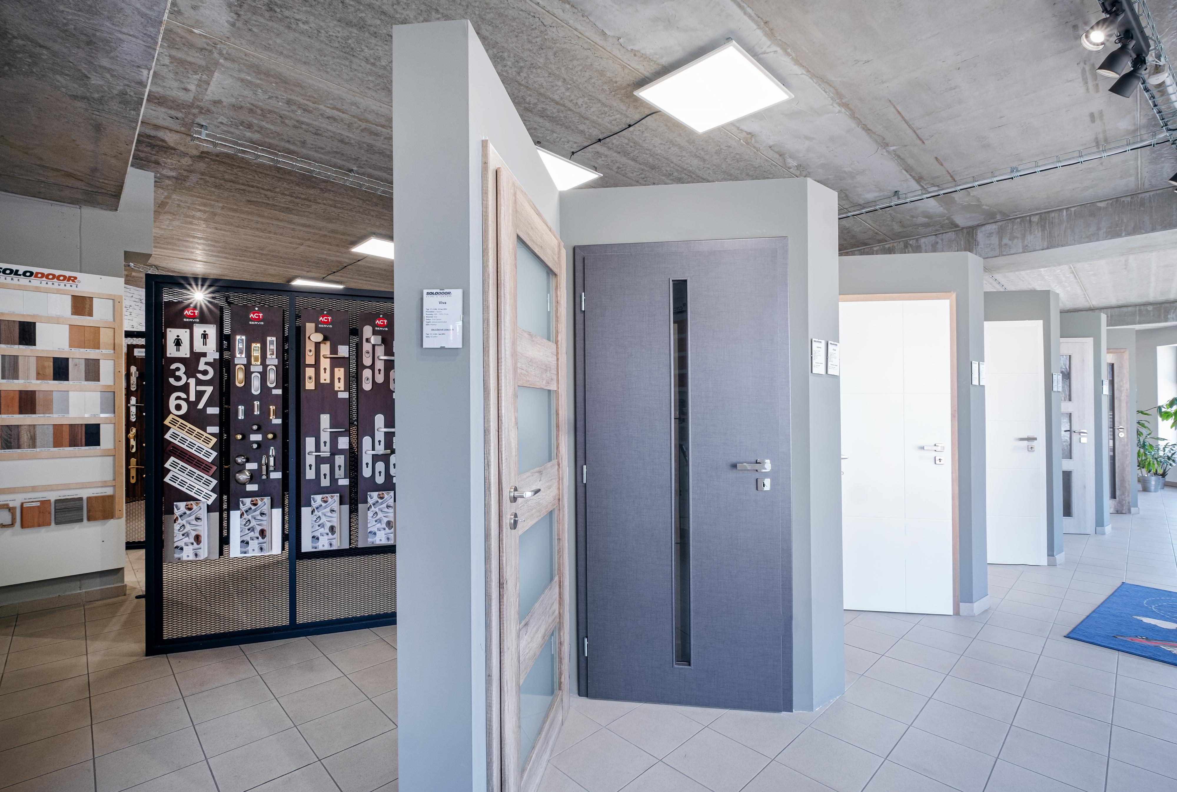 BATTENTE dveře a podlahy foto 6