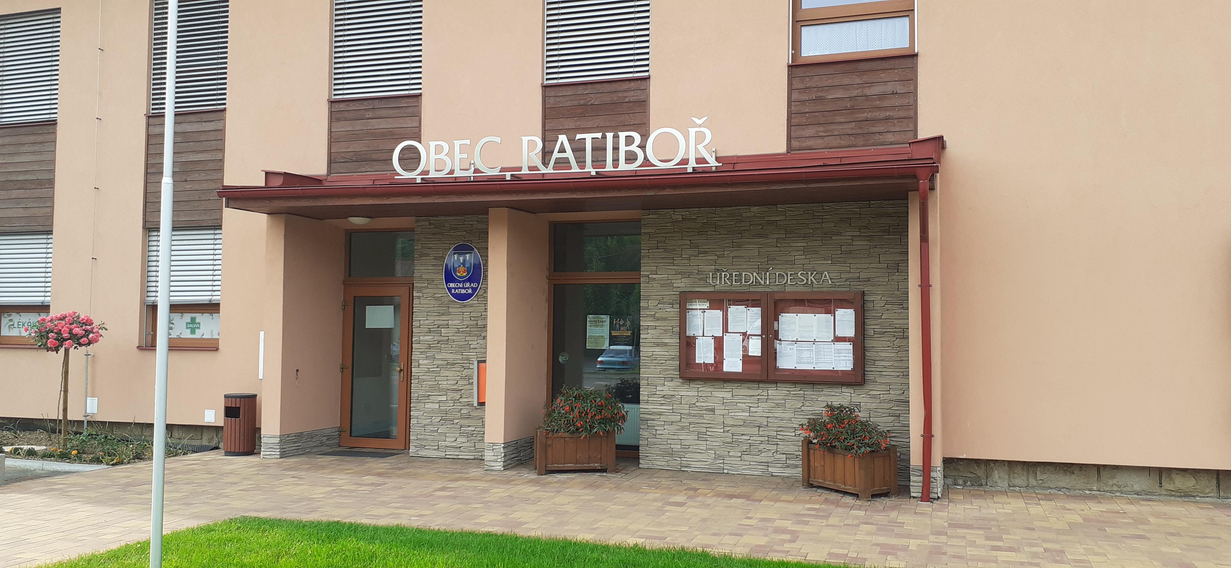 Obecní úřad Ratiboř foto 3