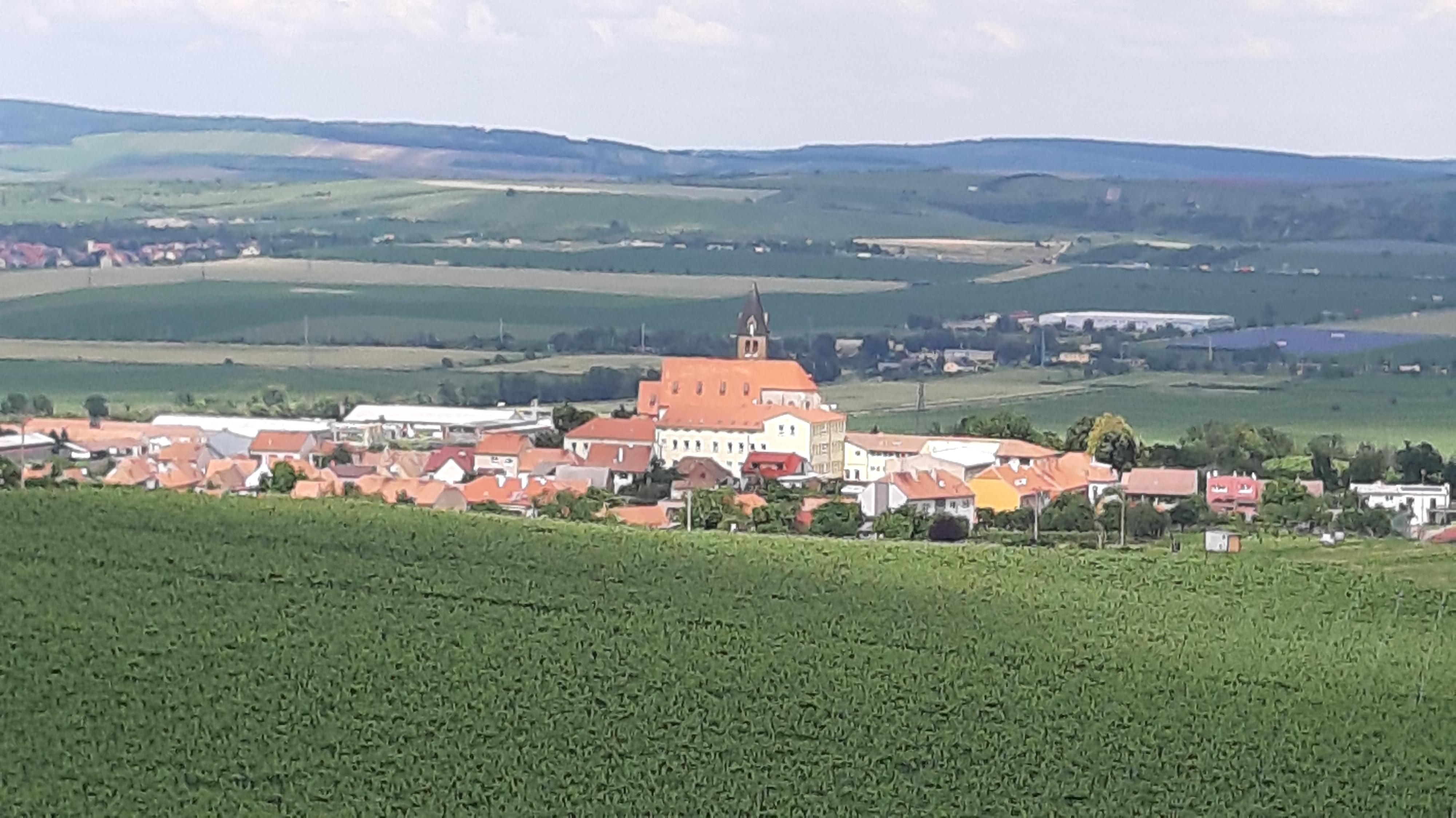 Zaječí - obecní úřad foto 4