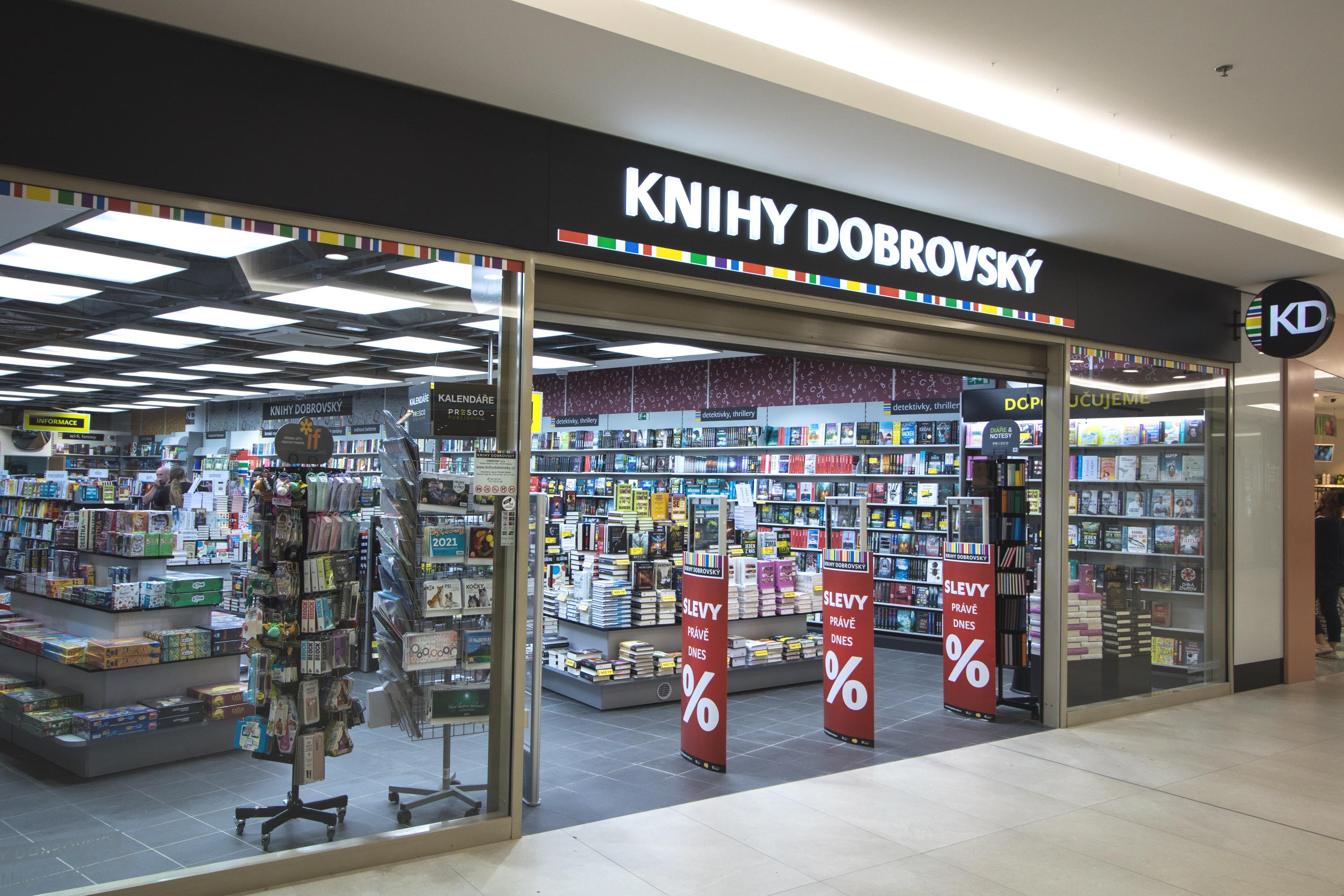 KNIHY DOBROVSKÝ foto 2