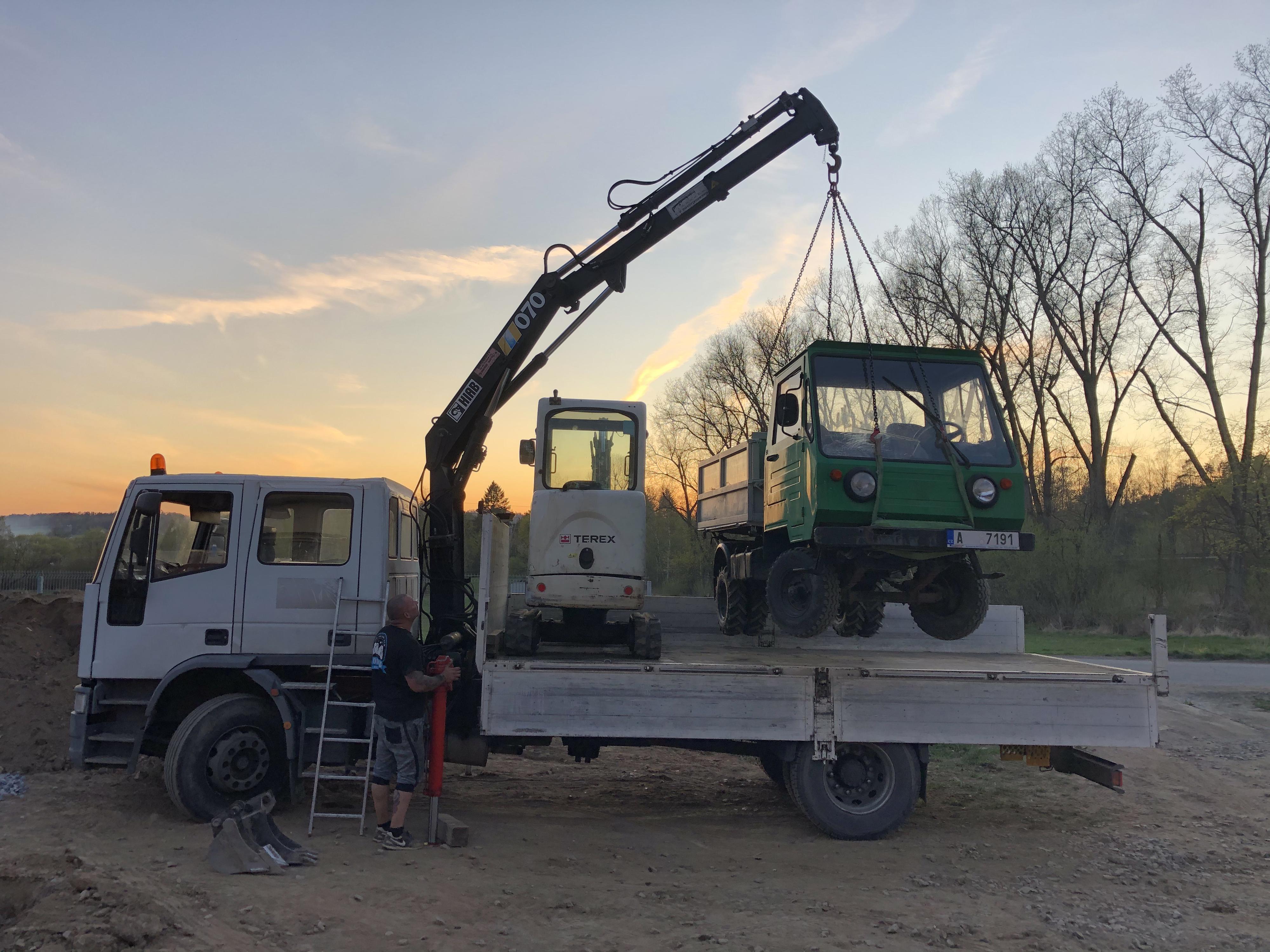 Autodoprava a kontejnerová doprava MK-UNIMA s.r.o. foto 2