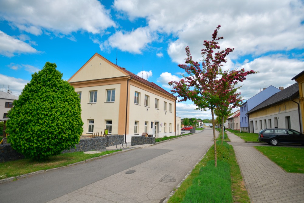 Základní škola Jana Bezděka Martinice