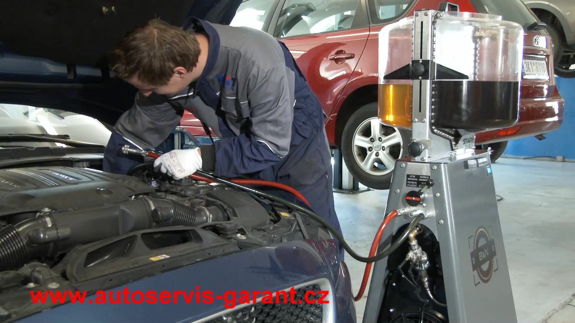 Autoservis Garant - pneuservis foto 2 (náhled videa)