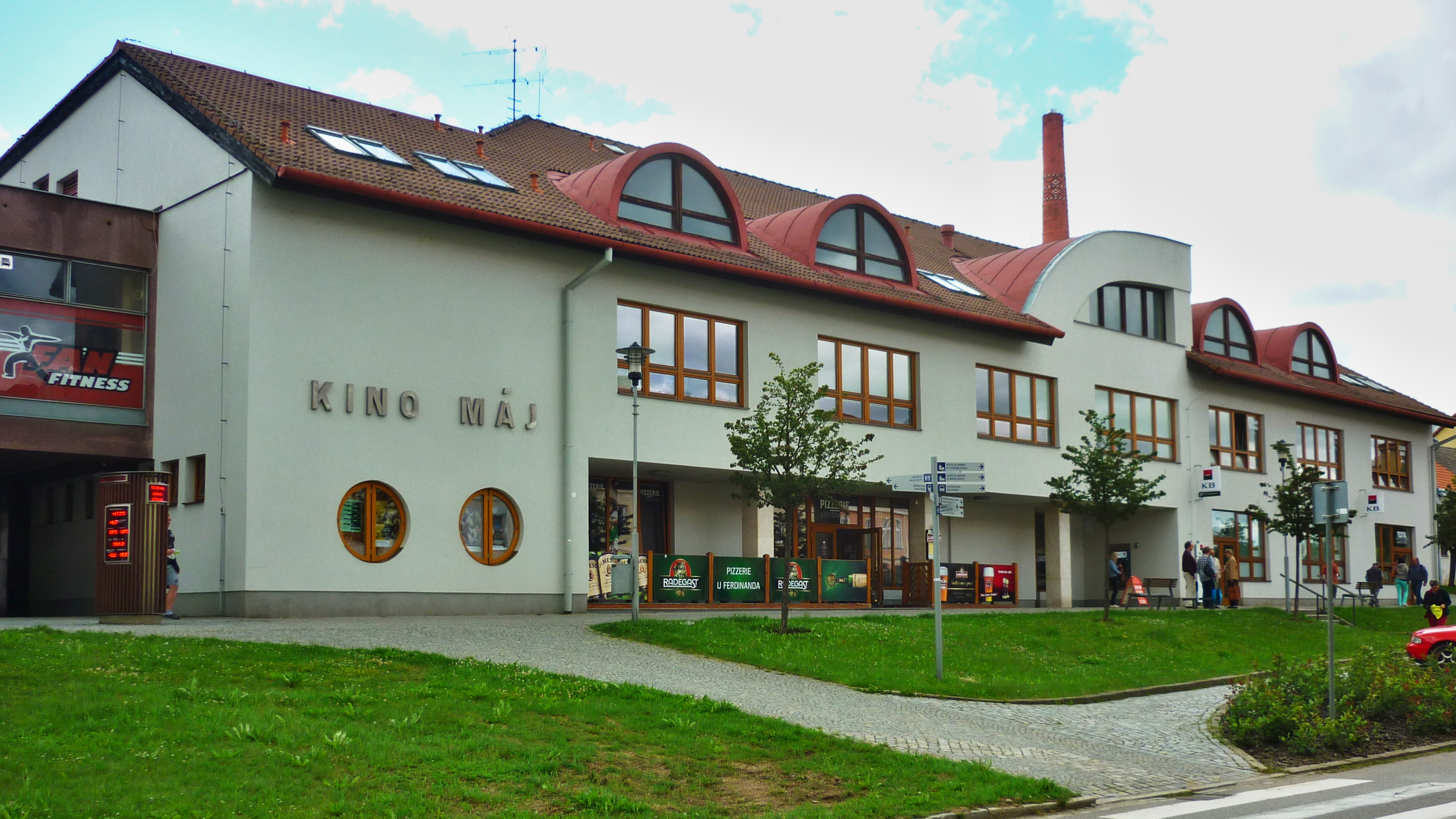 Kino Máj foto 2