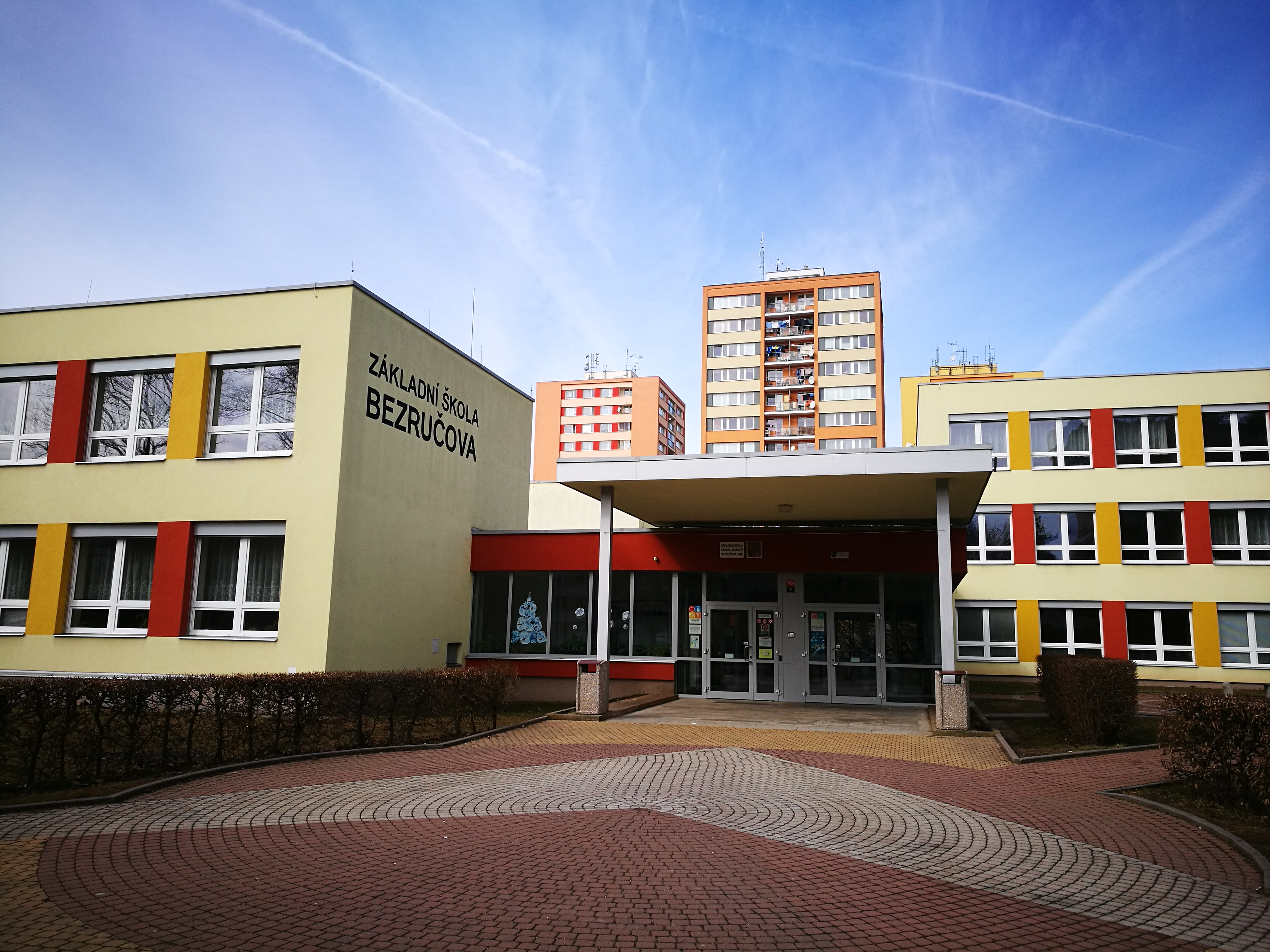 ZŠ Hradec Králové, Bezručova foto 2