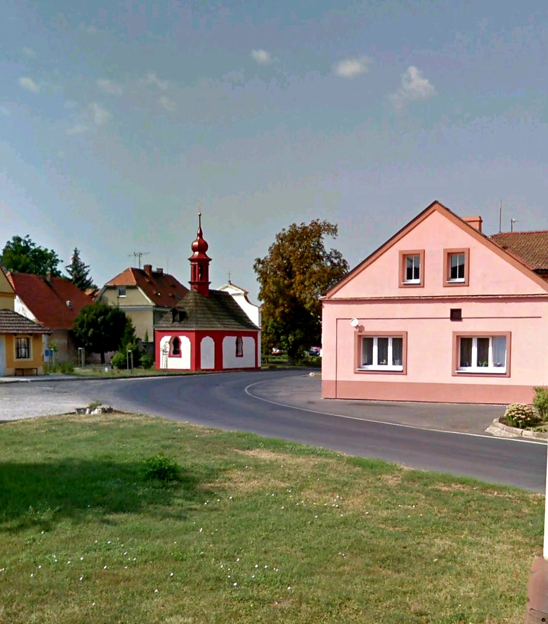 Račetice - obecní úřad foto 2