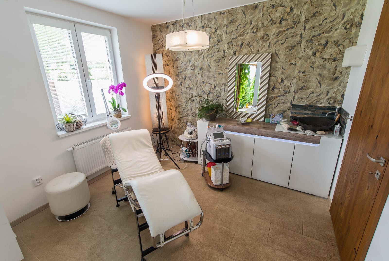 SALON PRETTY, s.r.o. foto 4