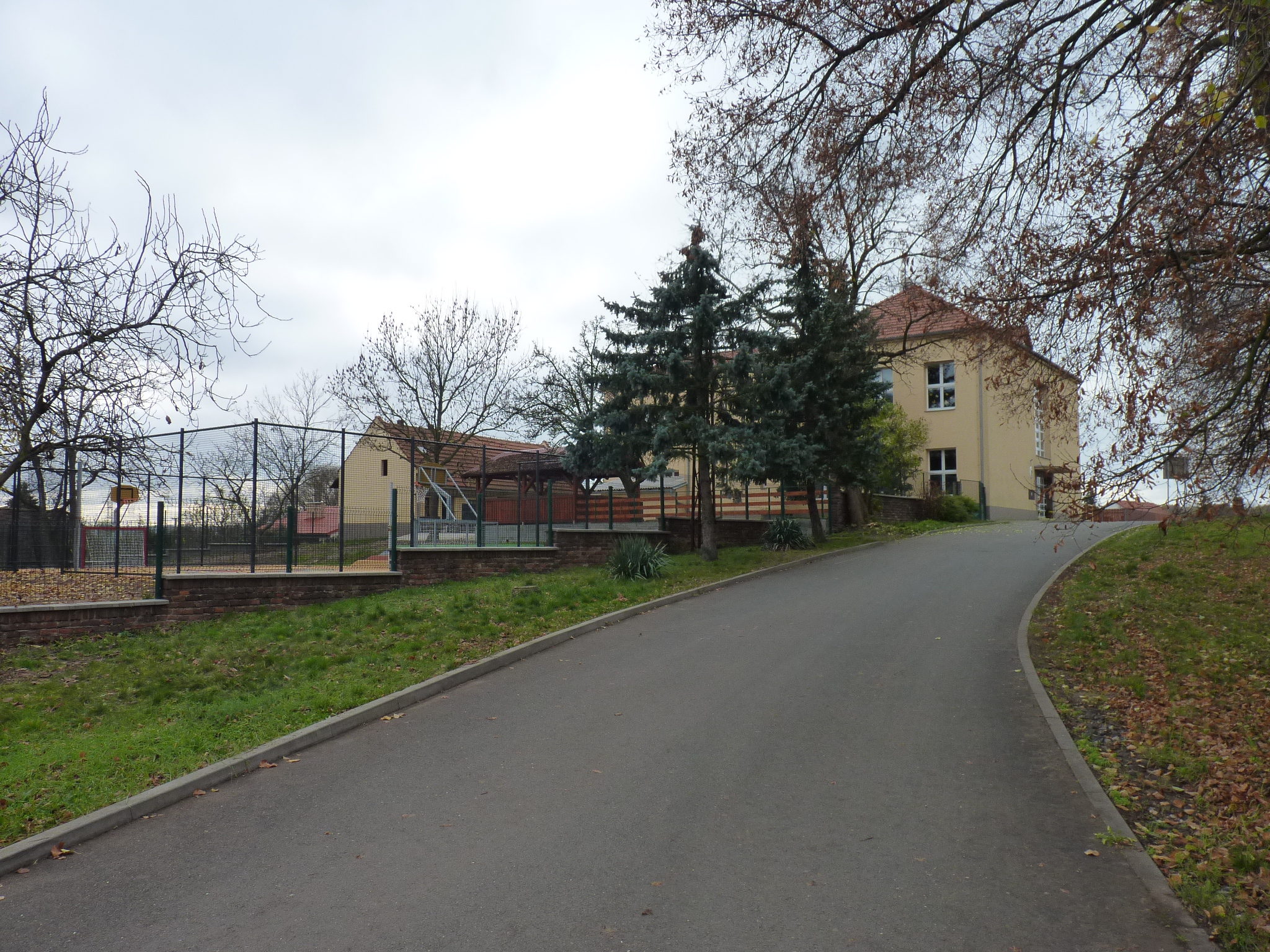 ZŠ Veltruby foto 2