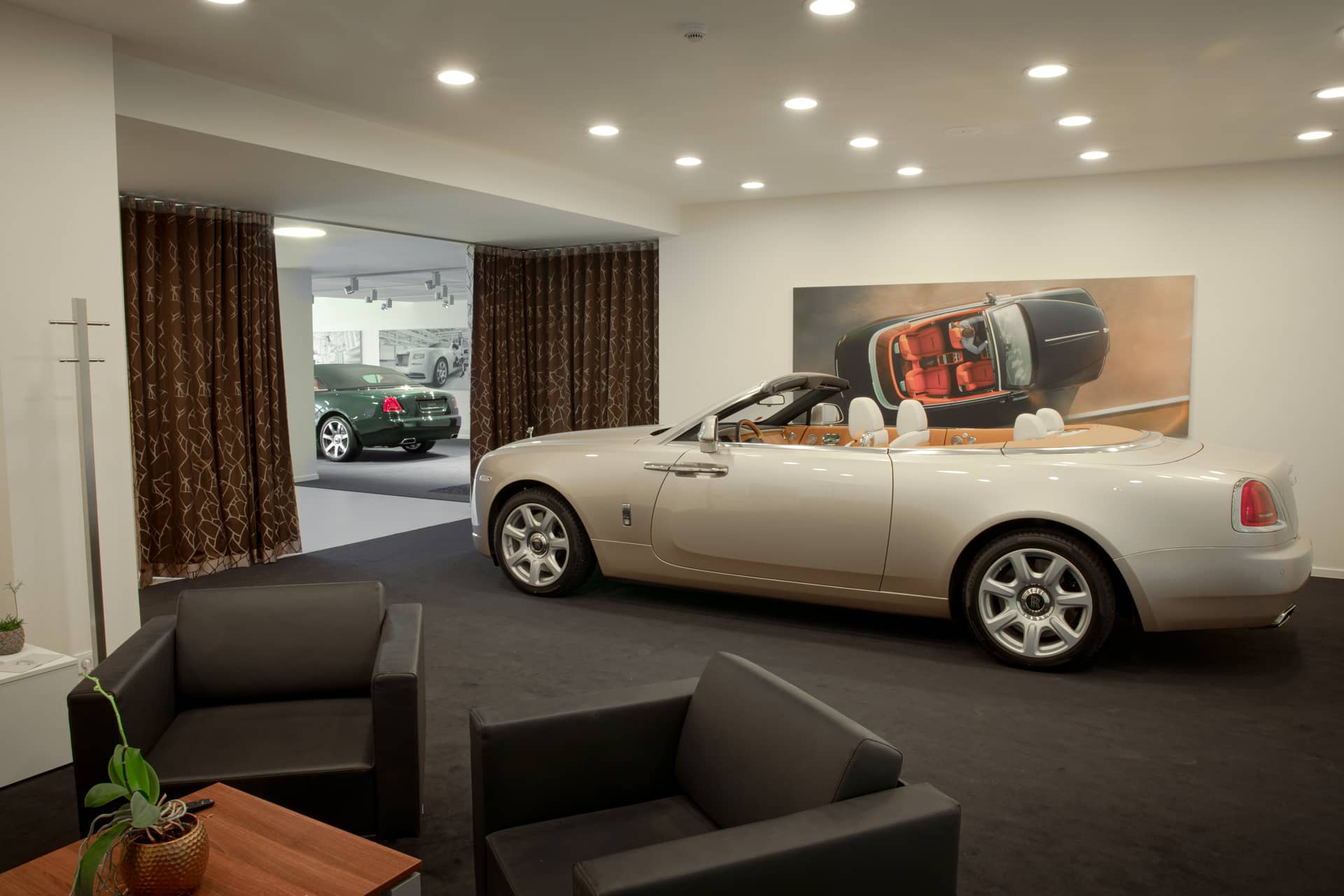 Rolls-Royce Motor Cars Prague foto 2