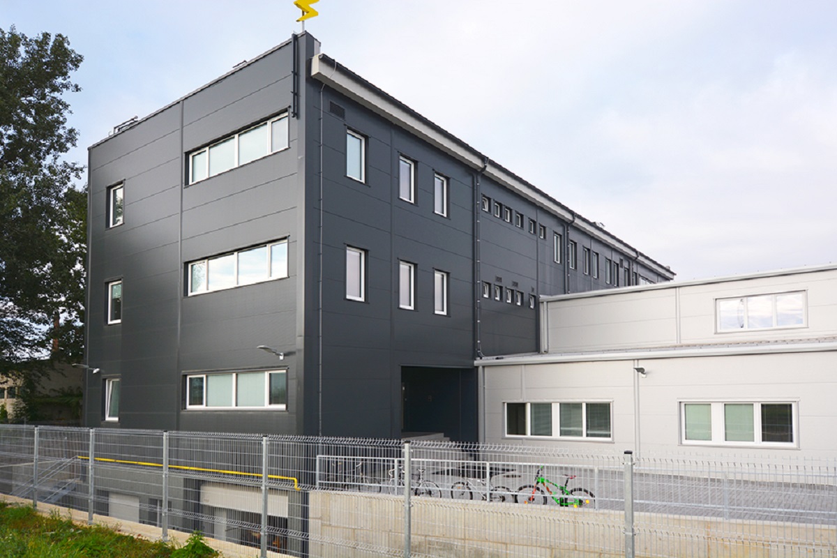 UNIHAL - Svět montovaných hal foto 2