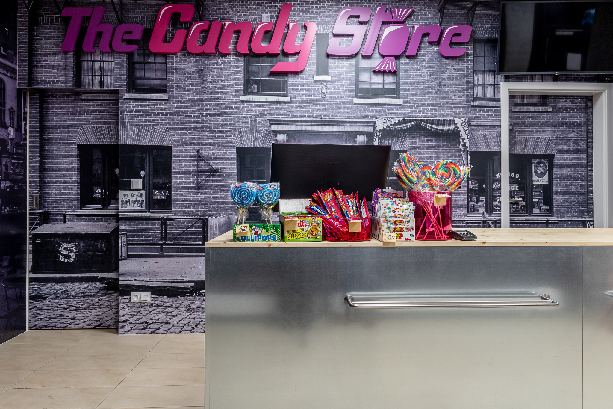 Candy-store