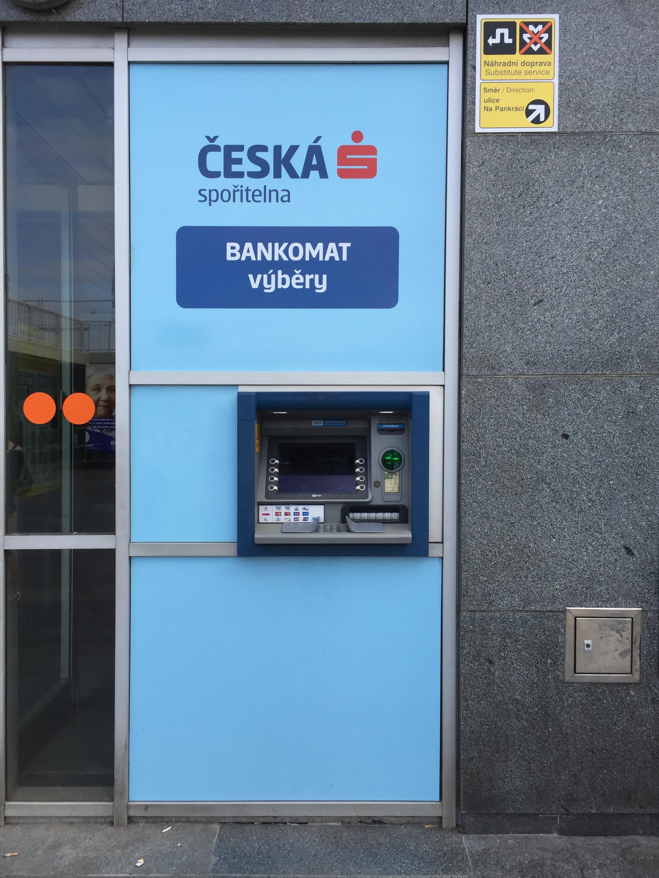 Bankomat České spořitelny foto 2