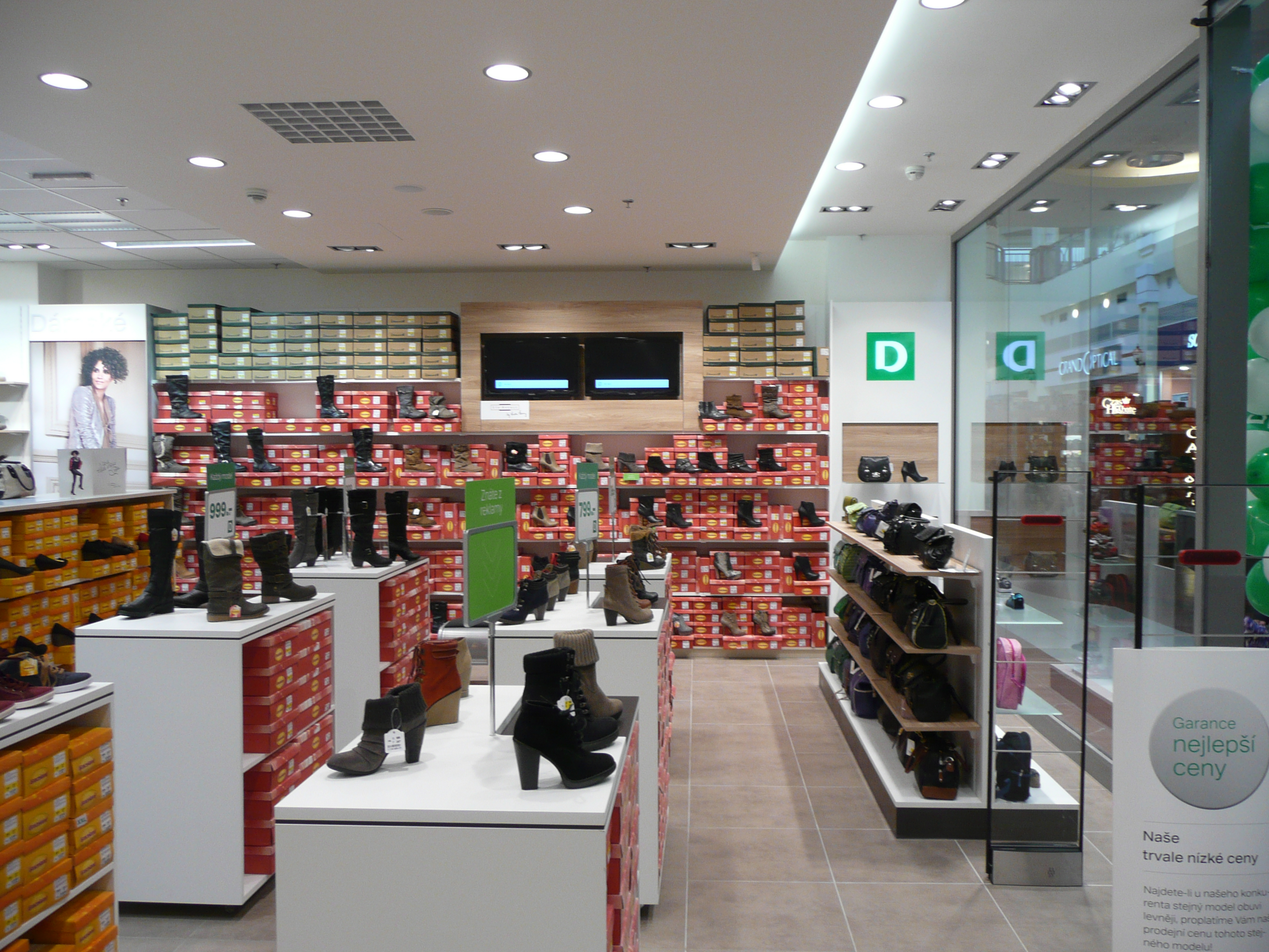 DEICHMANN foto 4