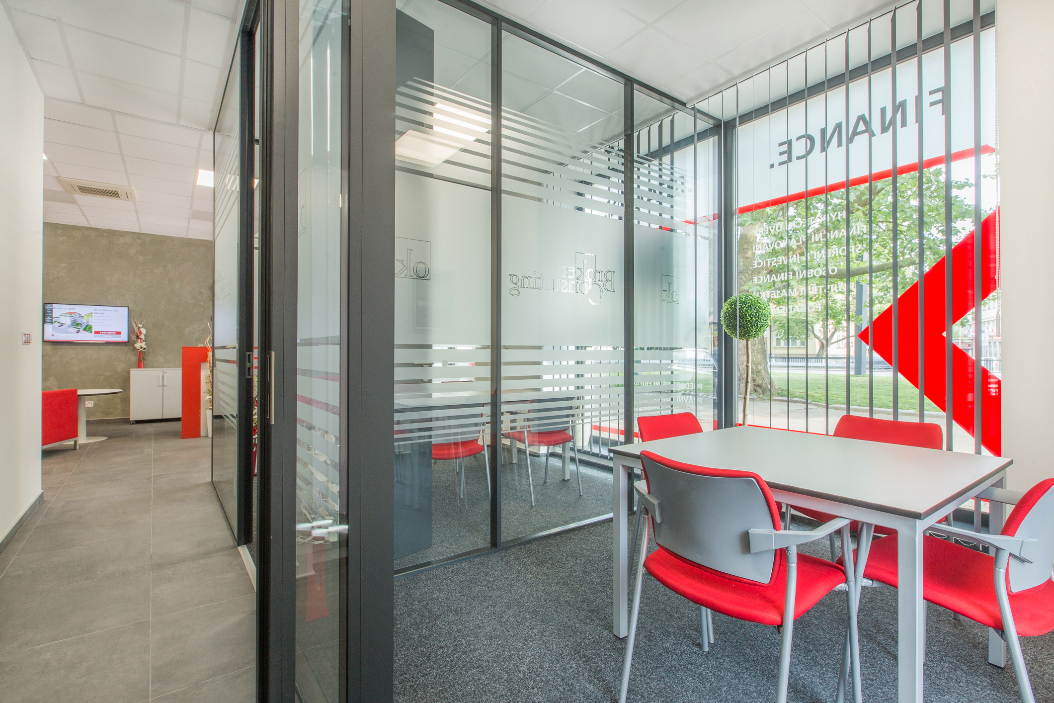 Broker Consulting, a.s. - OK Finanční centrum foto 2