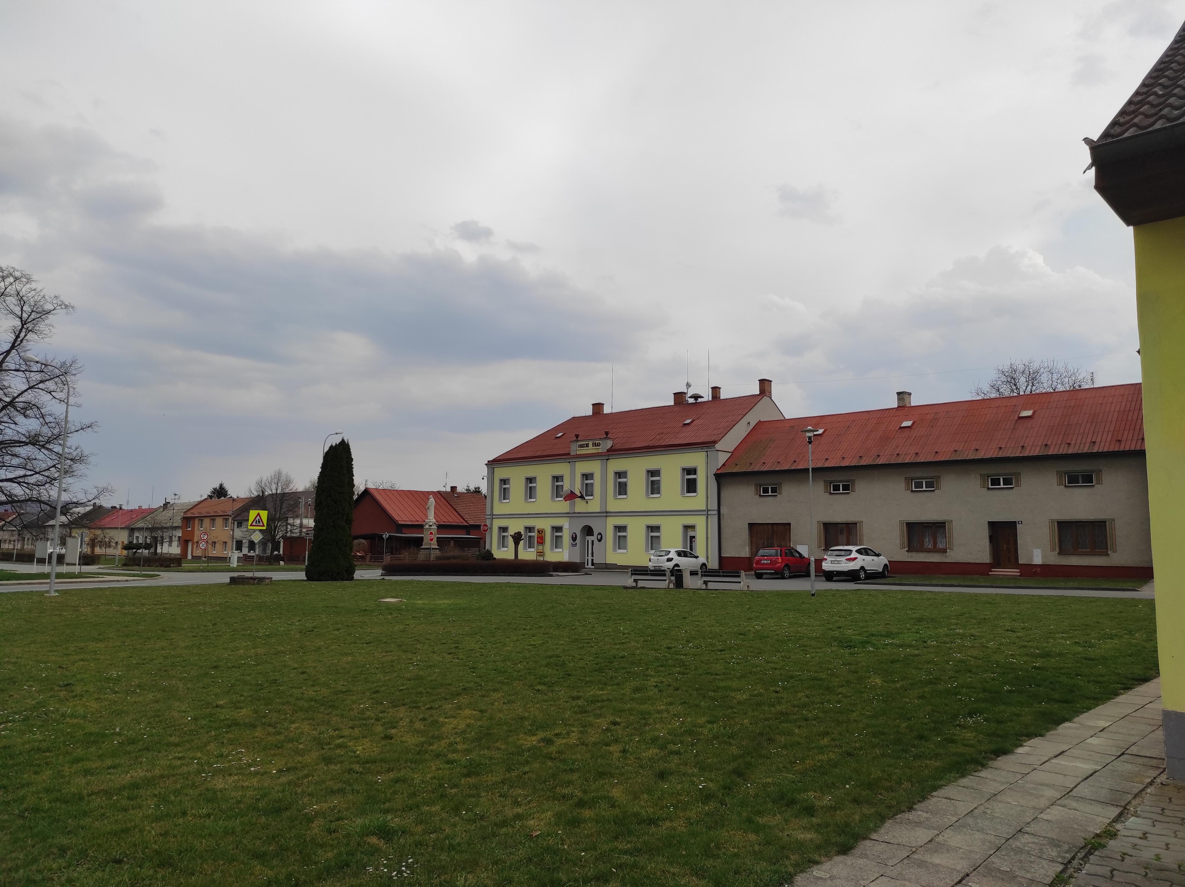 Míškovice - obecní úřad foto 5
