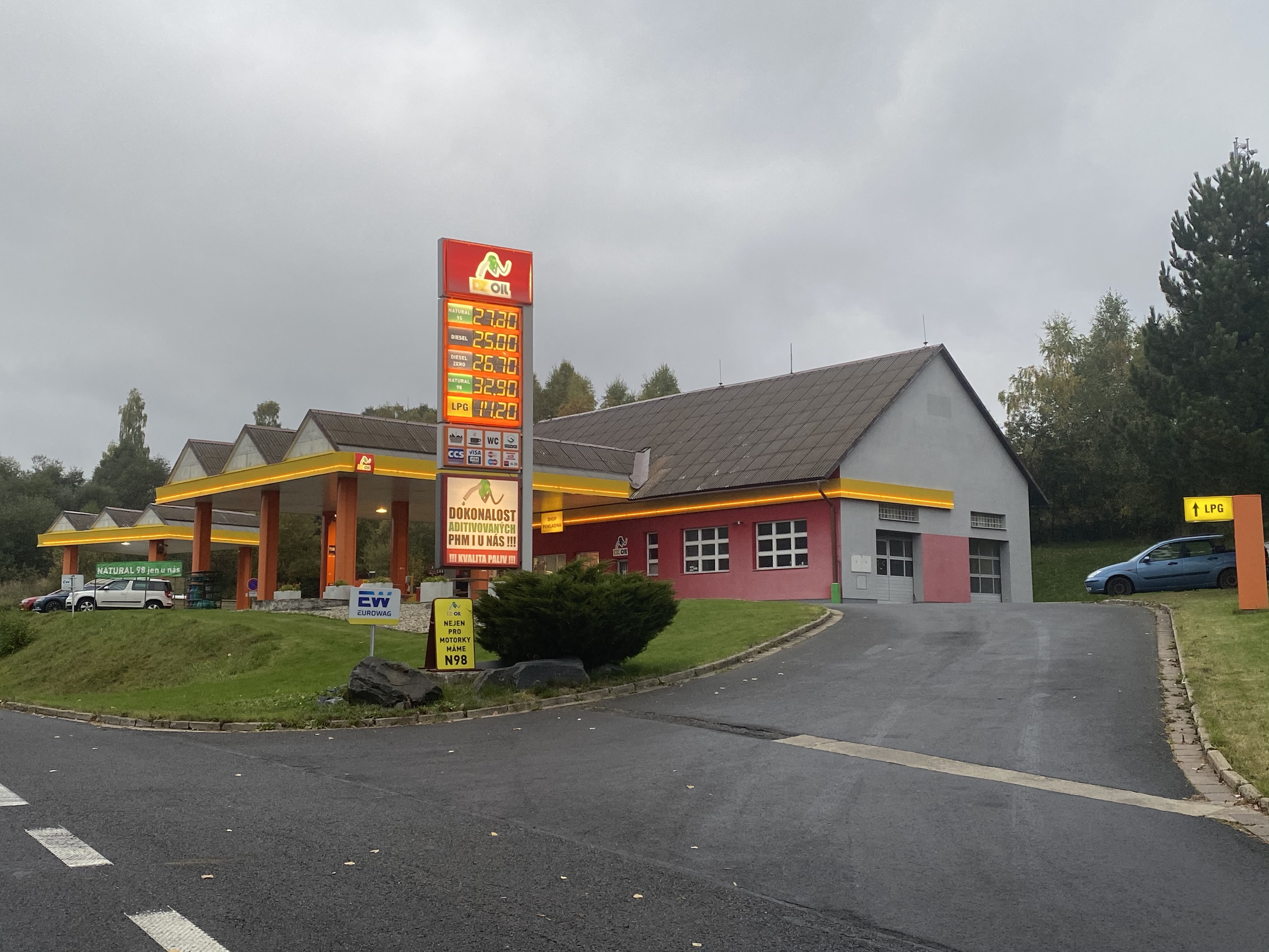 DZ OIL Stará Ves u Rýmařova, čerpací stanice foto 5