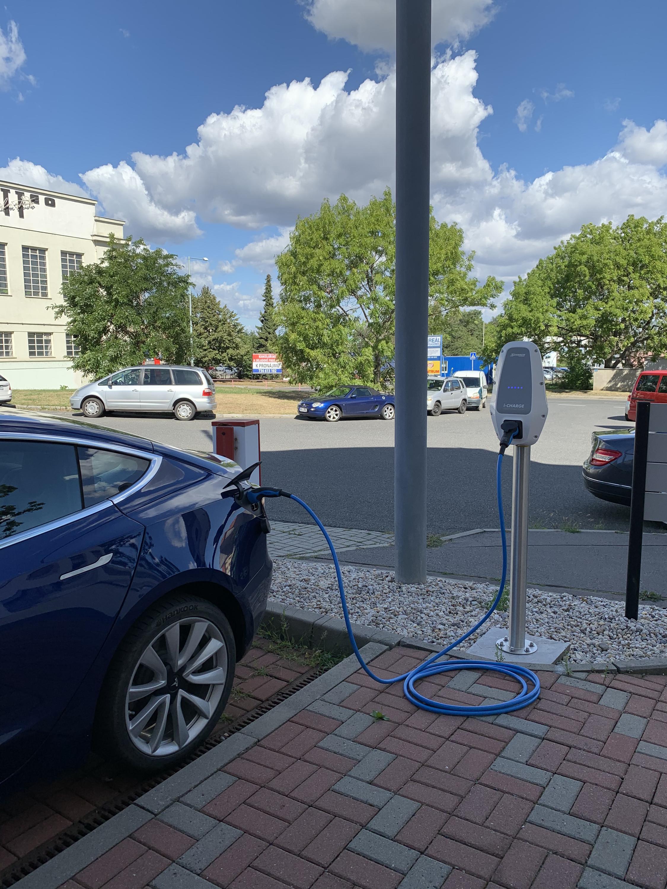 Schrack Technik - nabíjecí stanice i-CHARGE CION foto 3