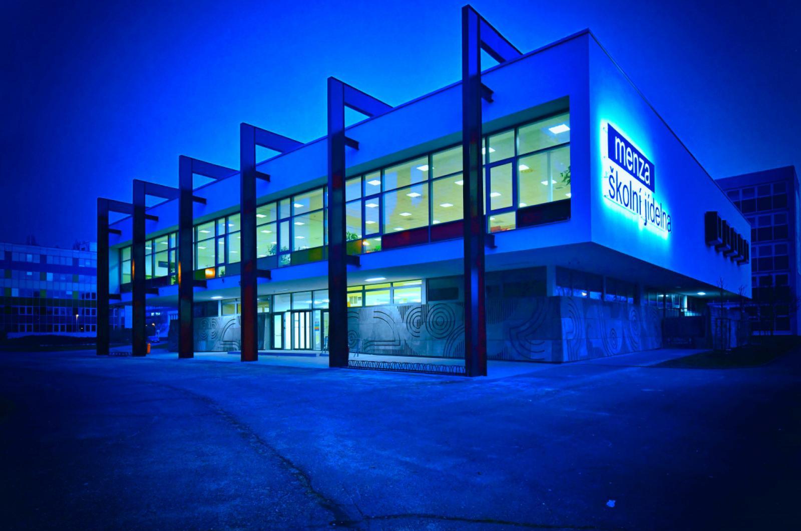 Školní jídelna Hradec Králové, Hradecká 1219