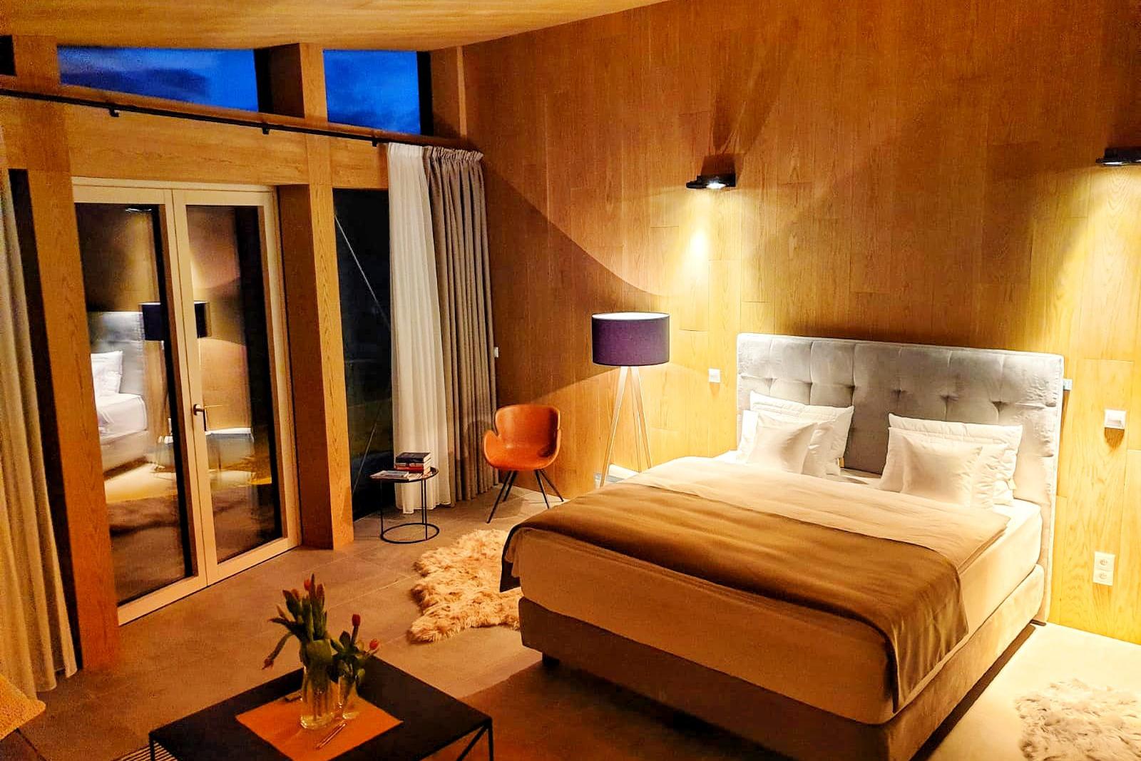 Chaleyott Mountain Apartments