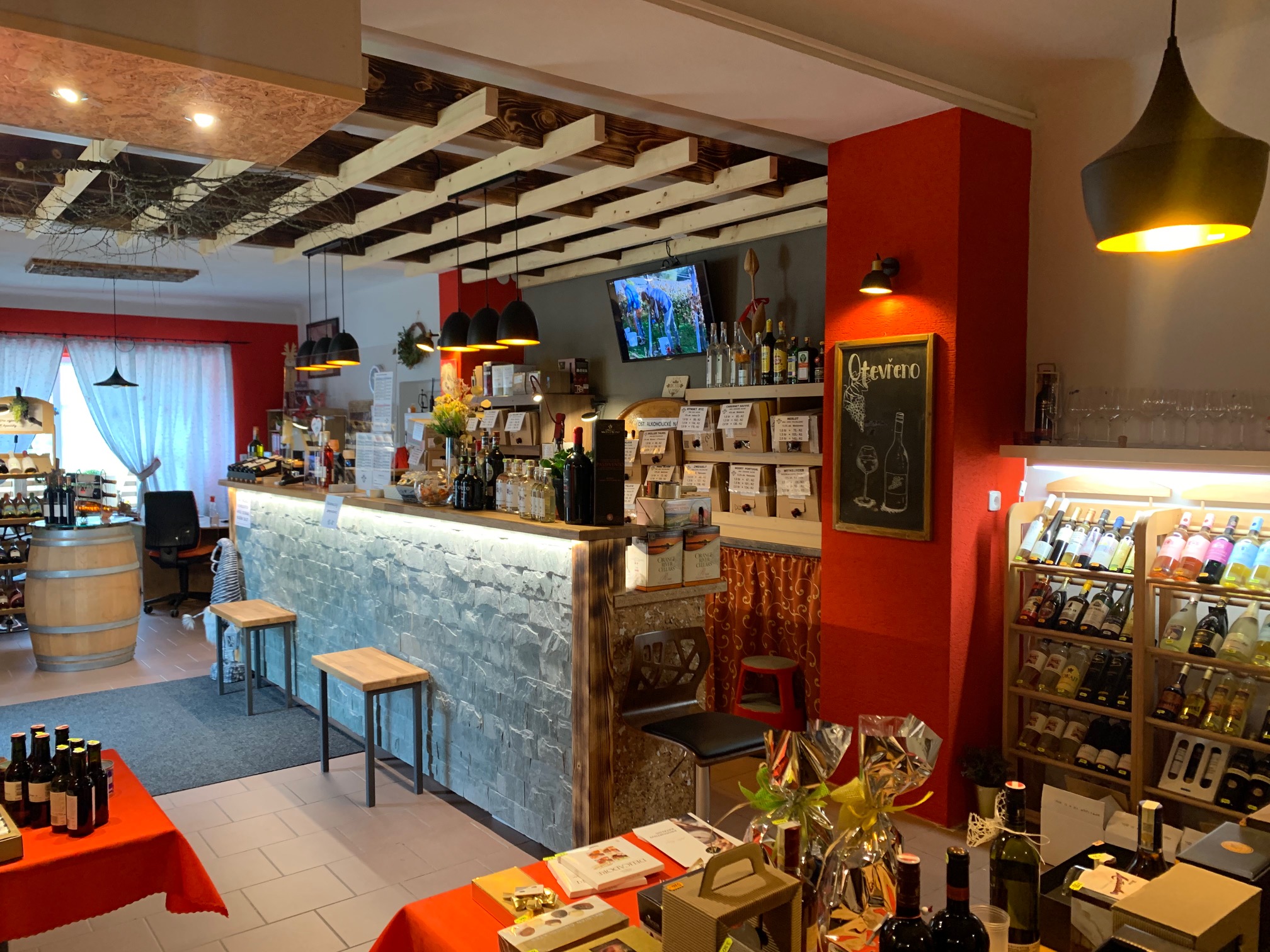 Mini bistro - Vinotéka u Dušků foto 4