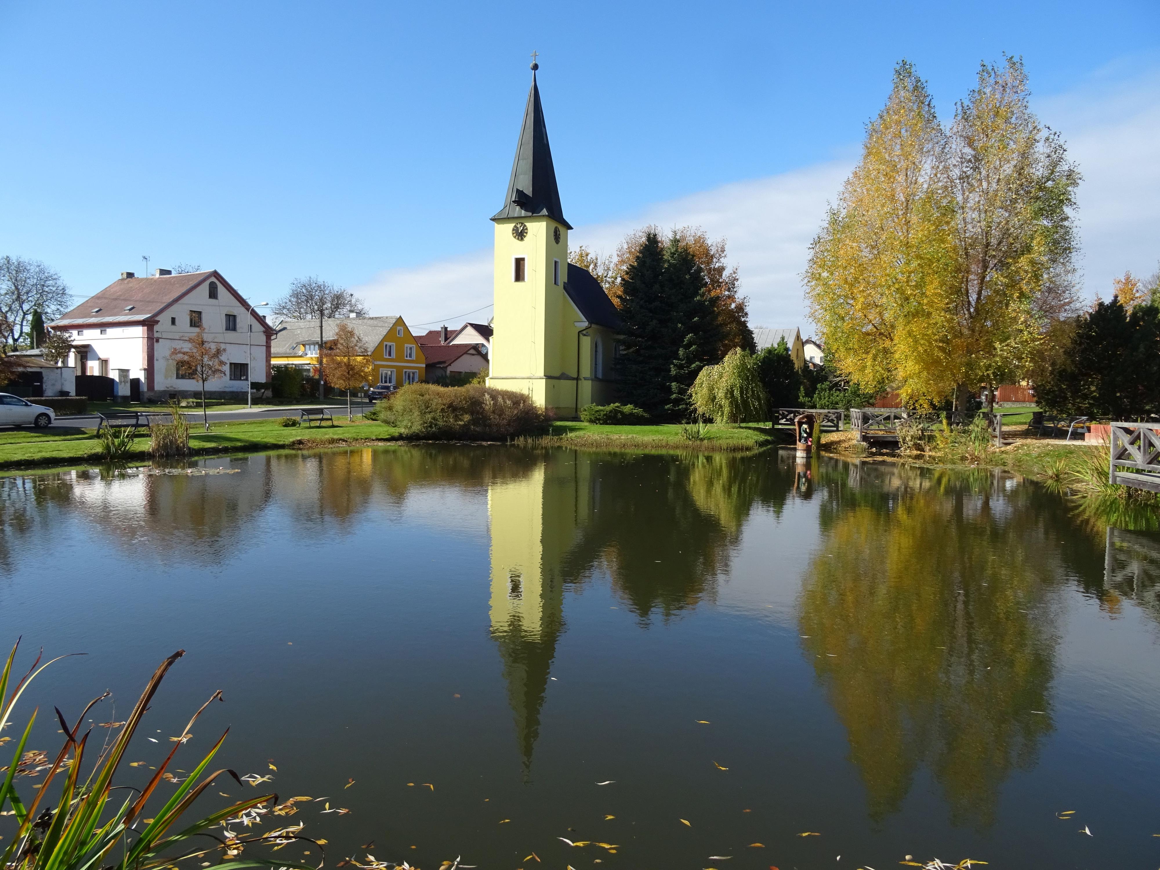 Drmoul - obecní úřad foto 4