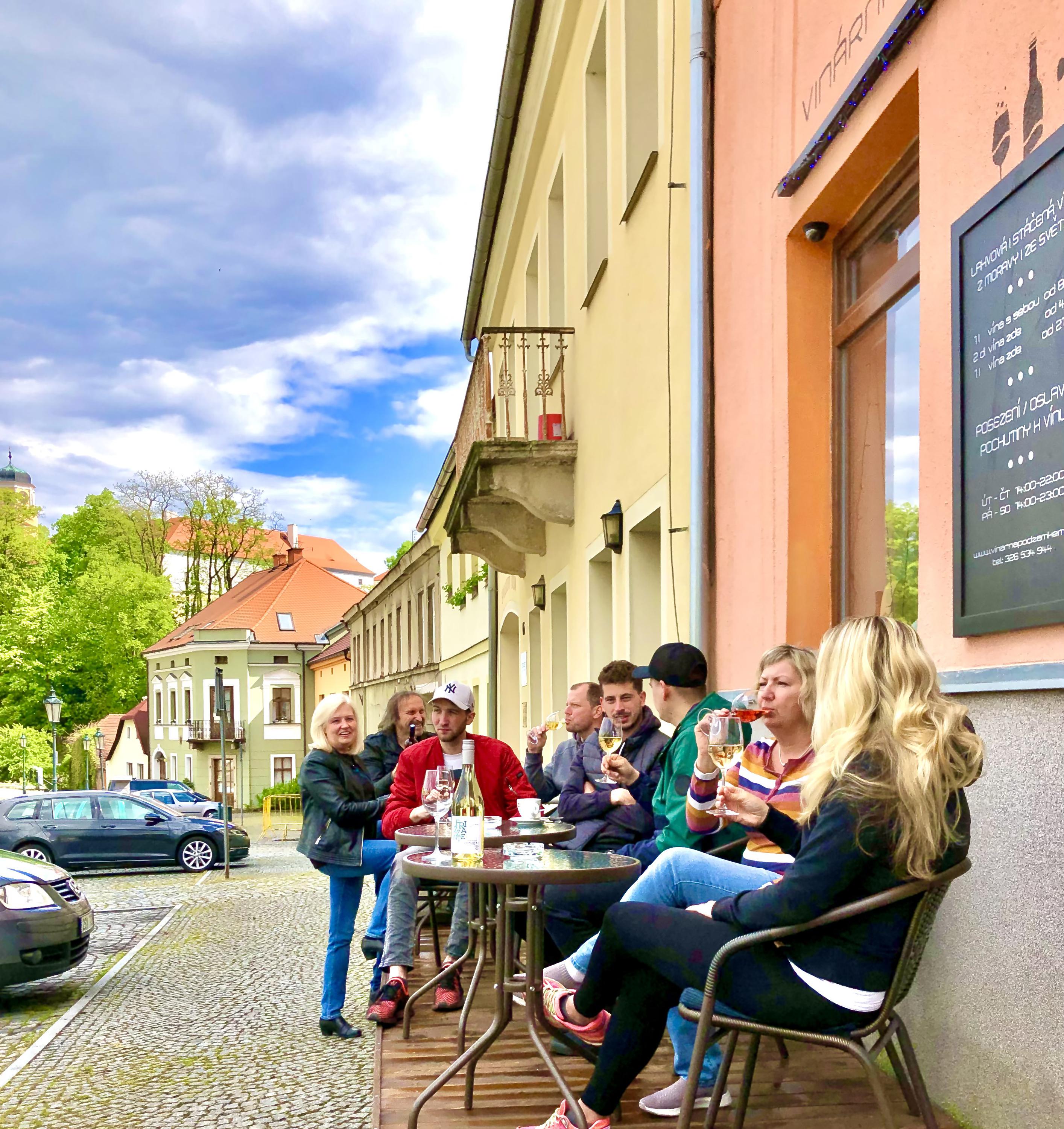Vinárna Pod Zámkem foto 3