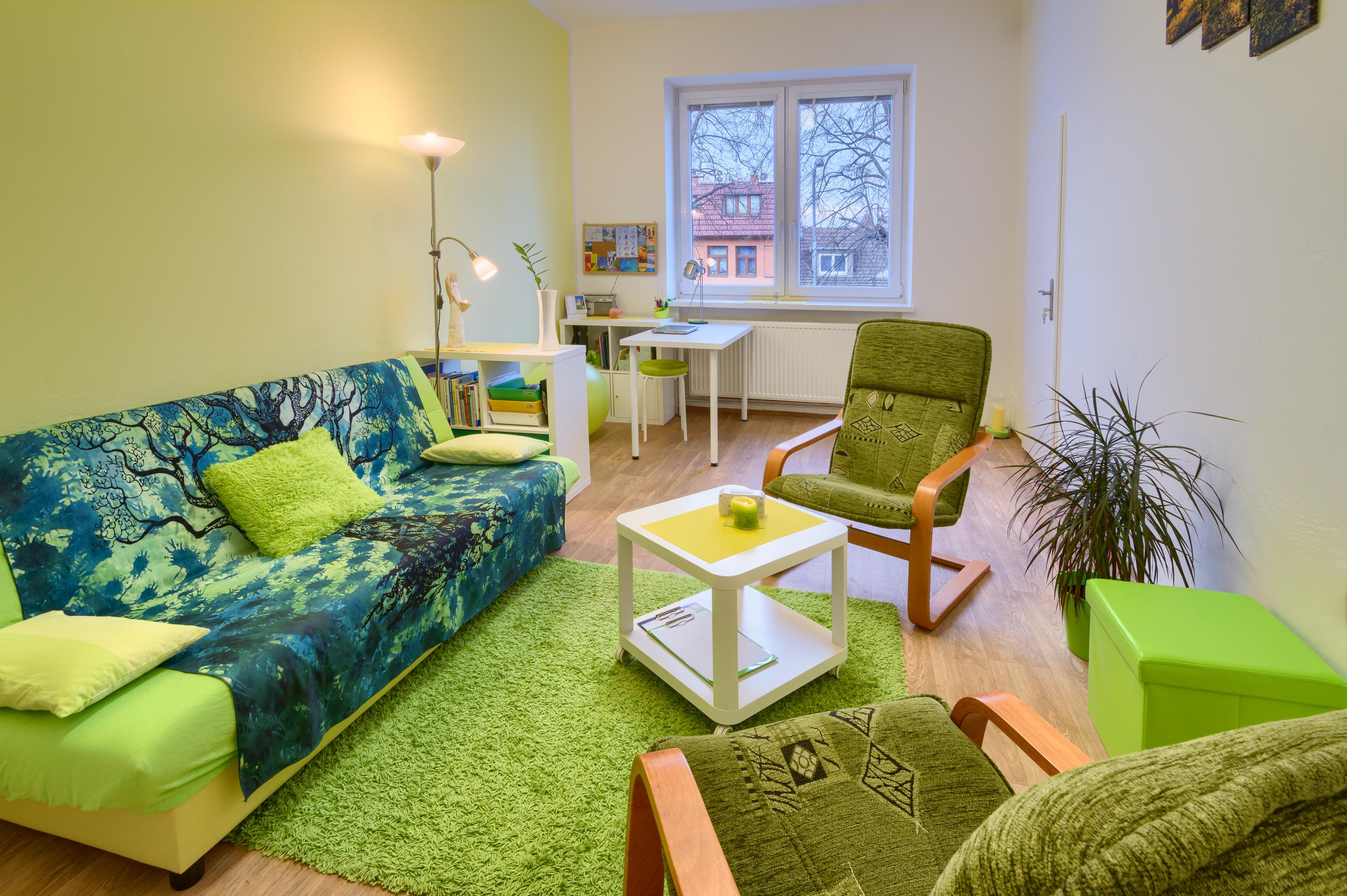 Mgr. Marta Hrubanová, DiS. - psychologické poradenství, supervize, mediace