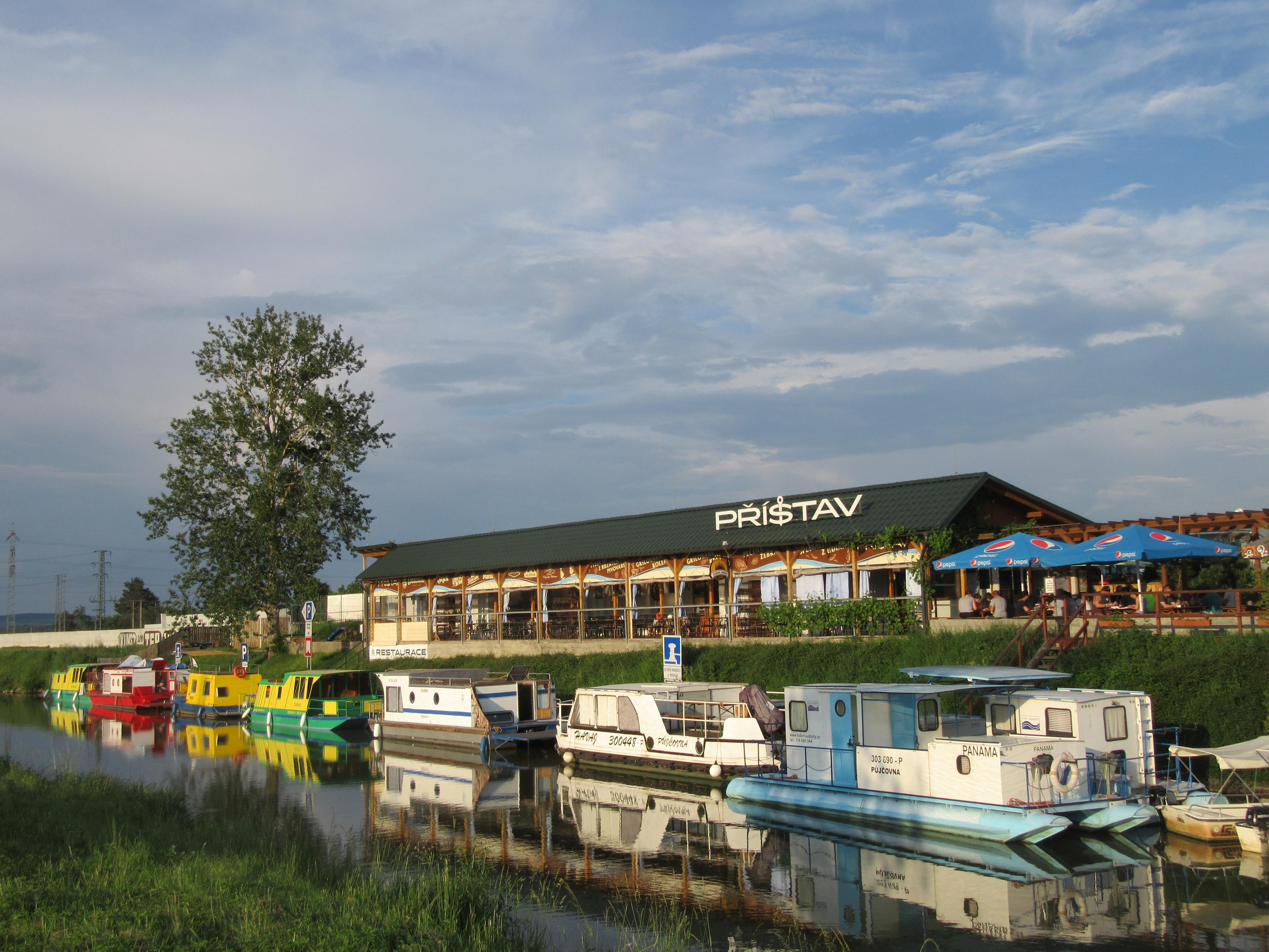 Přístaviště Staré Město foto 2