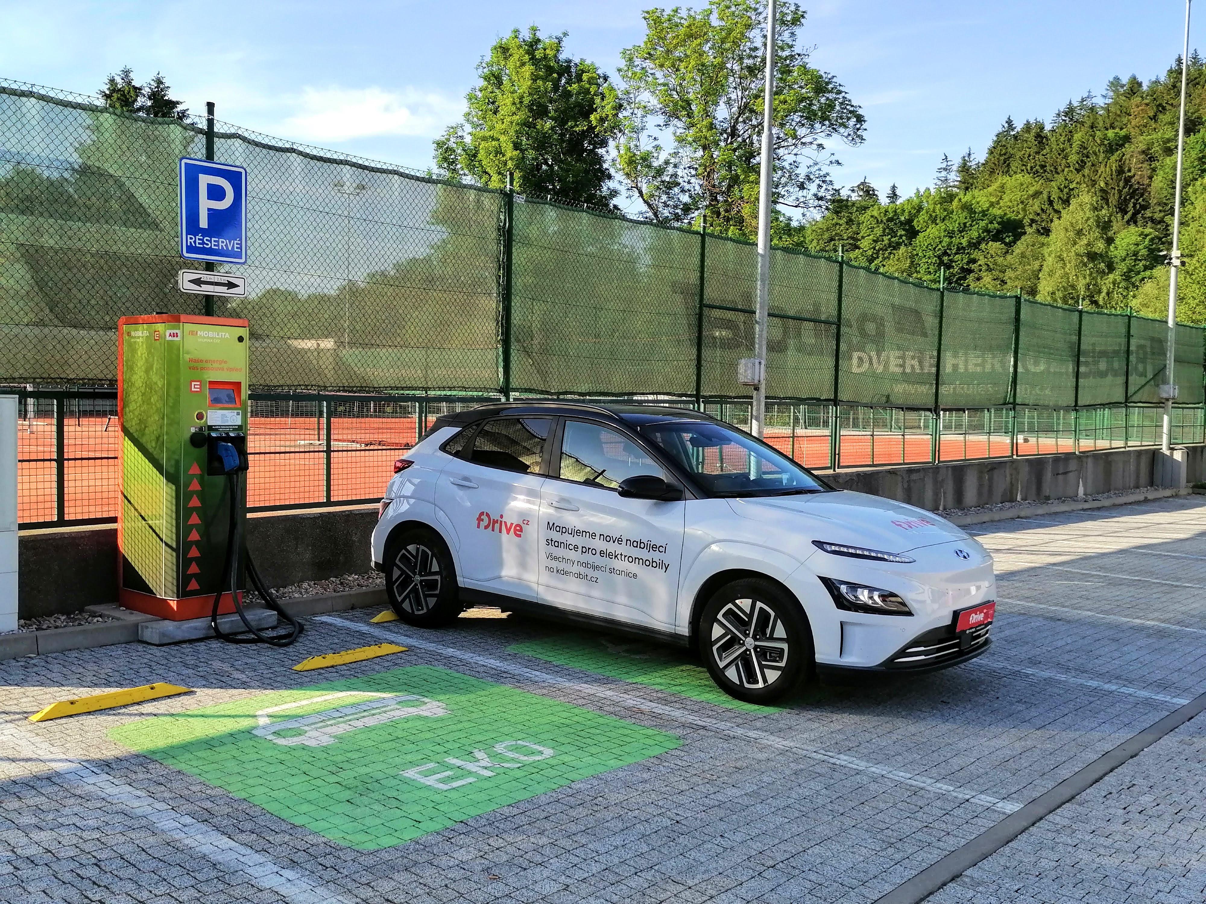 Nabíjecí stanice ČEZ