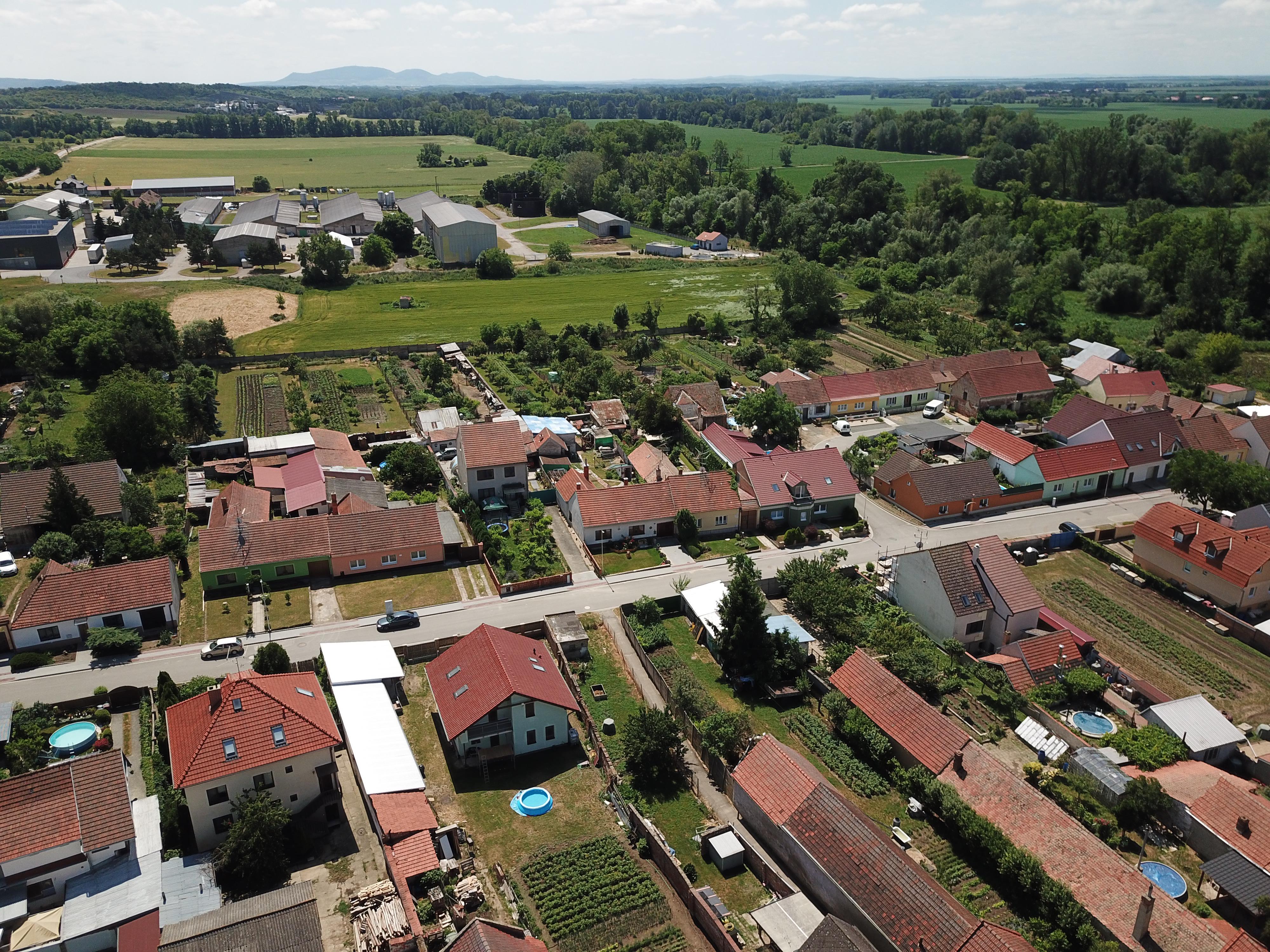 Medlov - úřad městyse foto 2