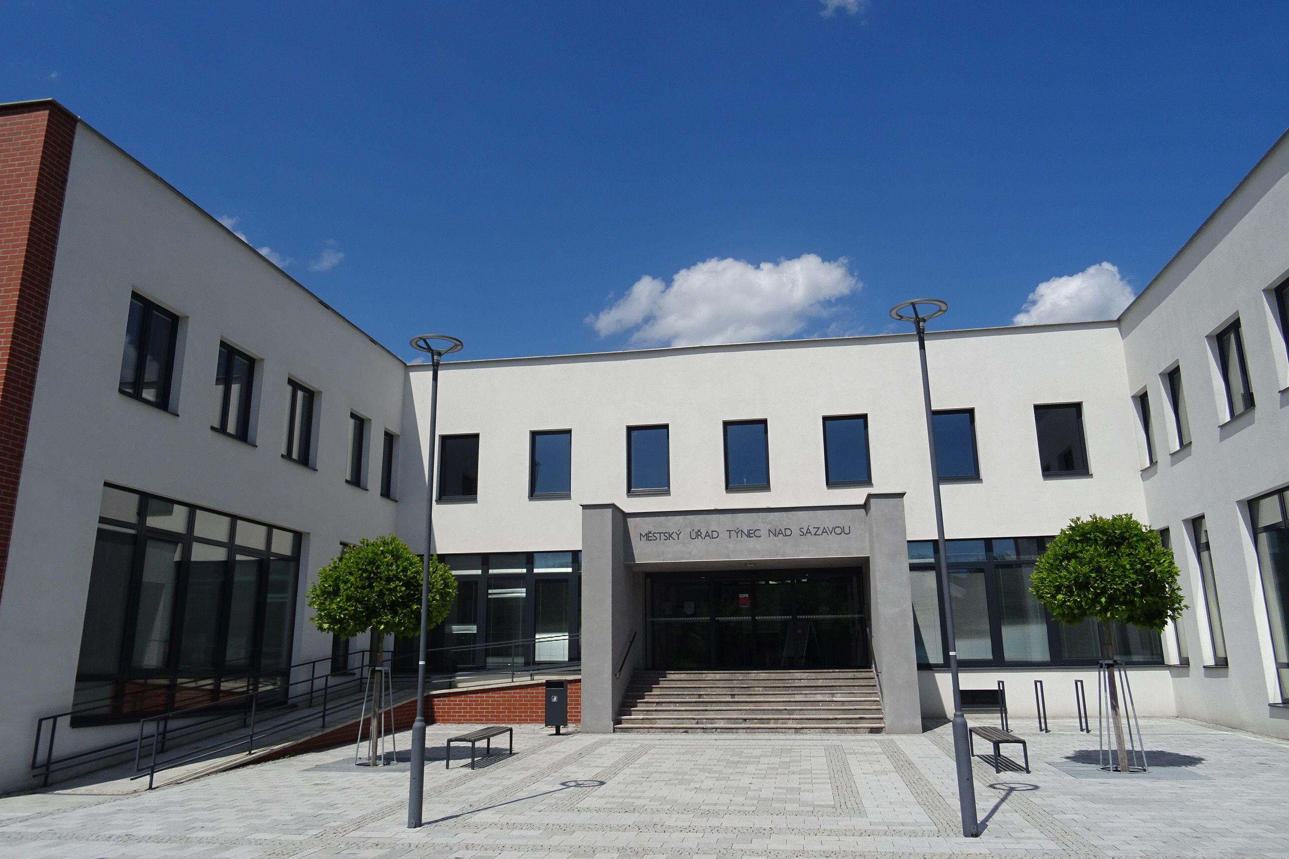 Týnec nad Sázavou - městský úřad foto 5