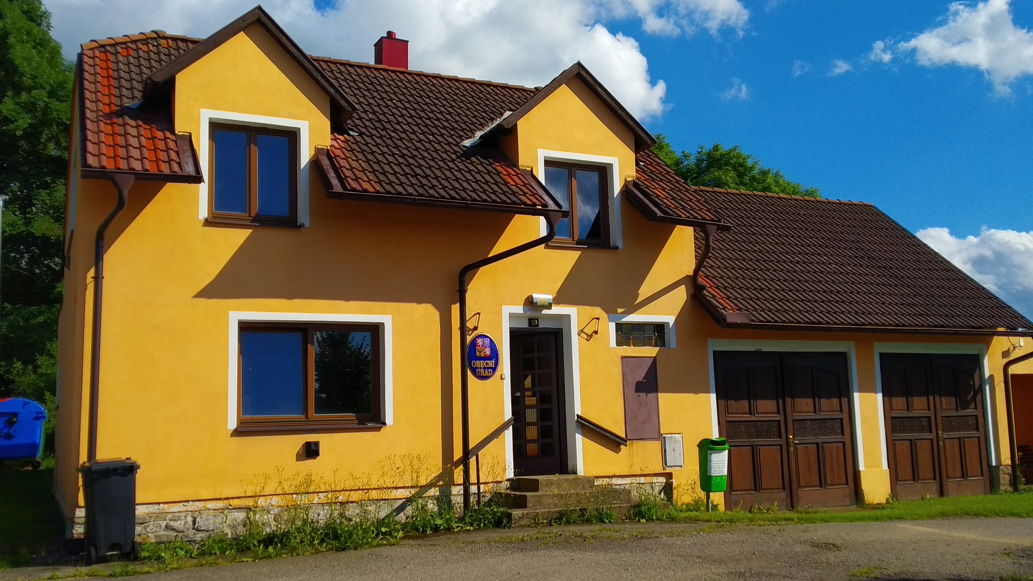 Nová Ves u Leštiny - obecní úřad
