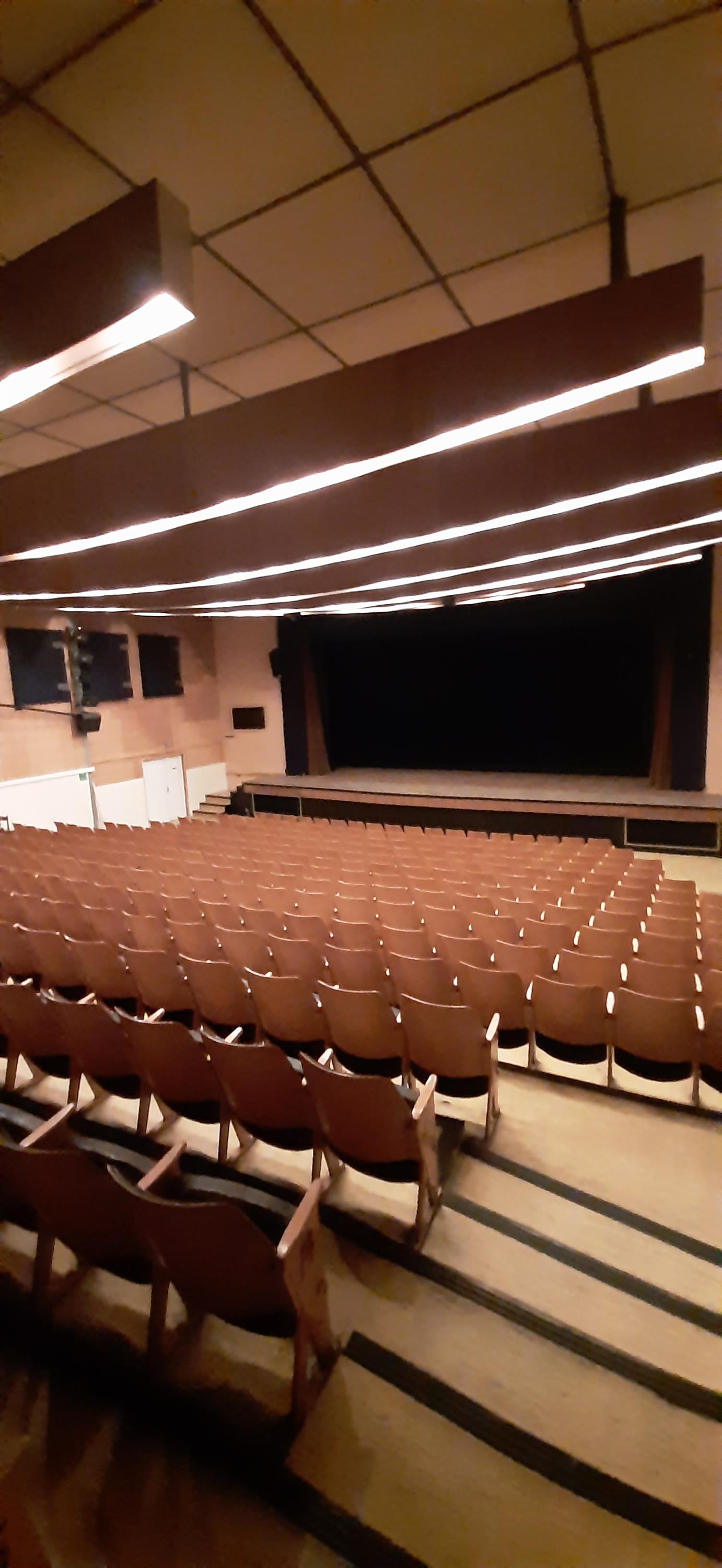 Kino Stochov foto 3
