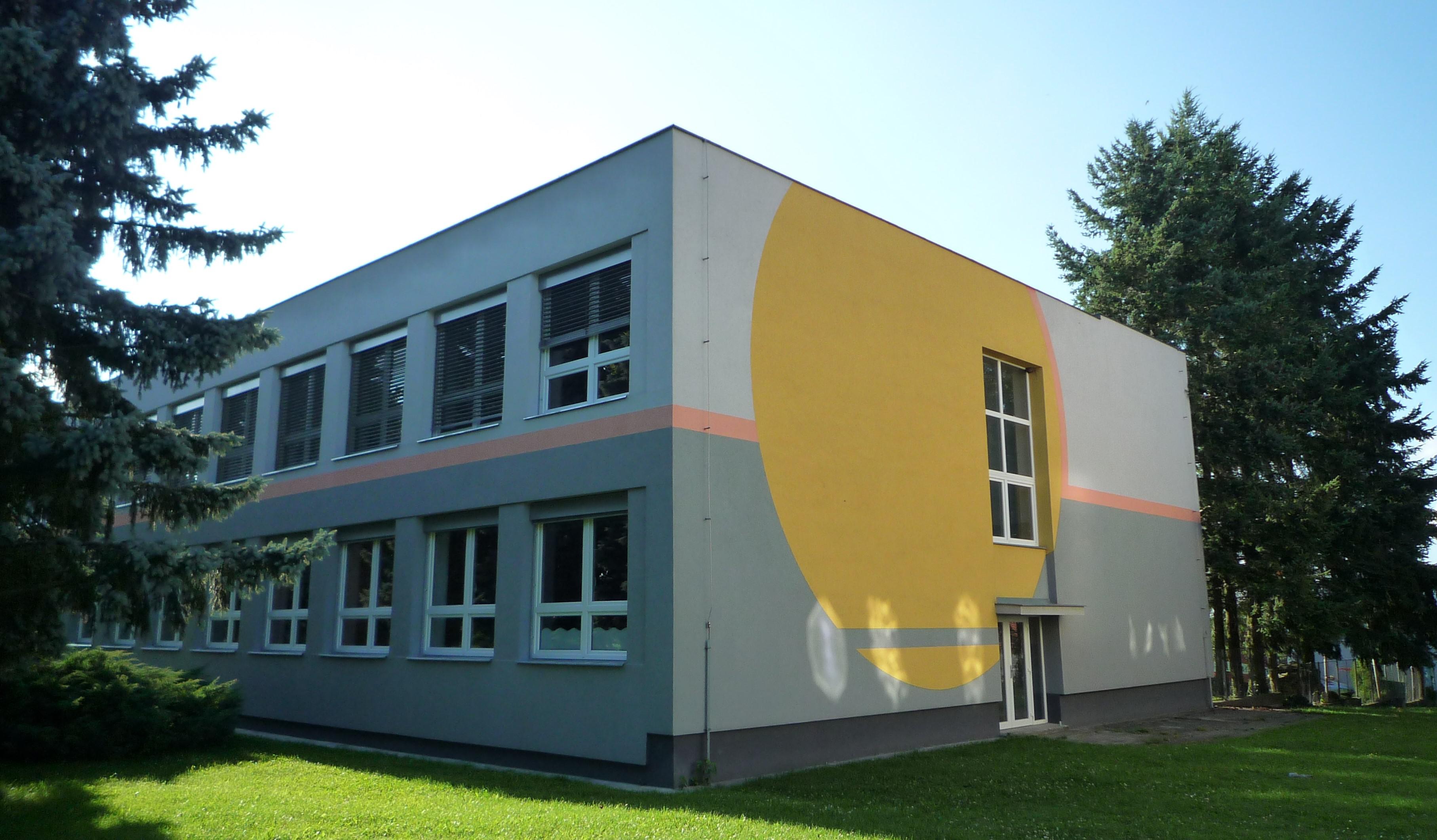 Základní škola a Mateřská škola Záhoří