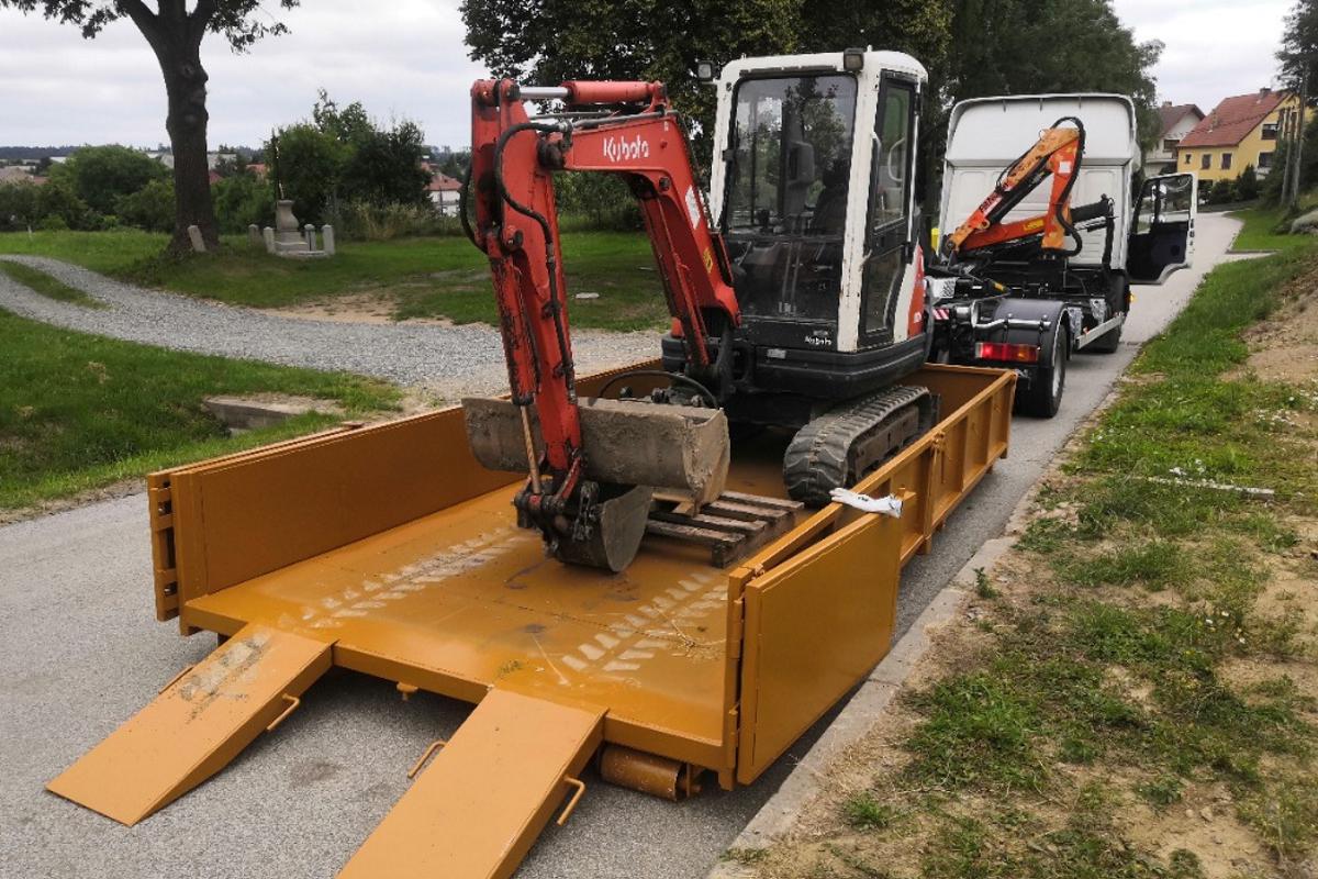 Autodoprava a zemní práce Slavíček