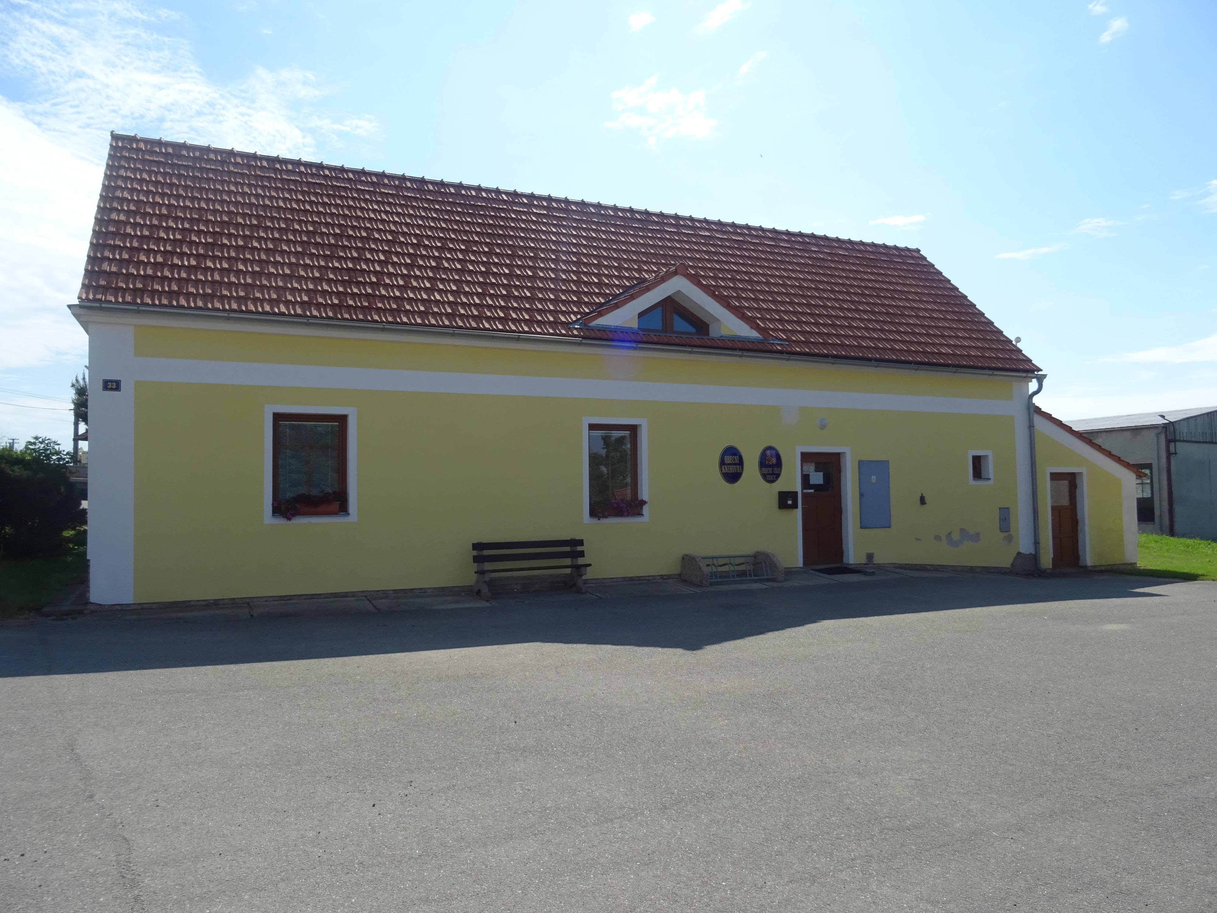 Vesce - obecní úřad