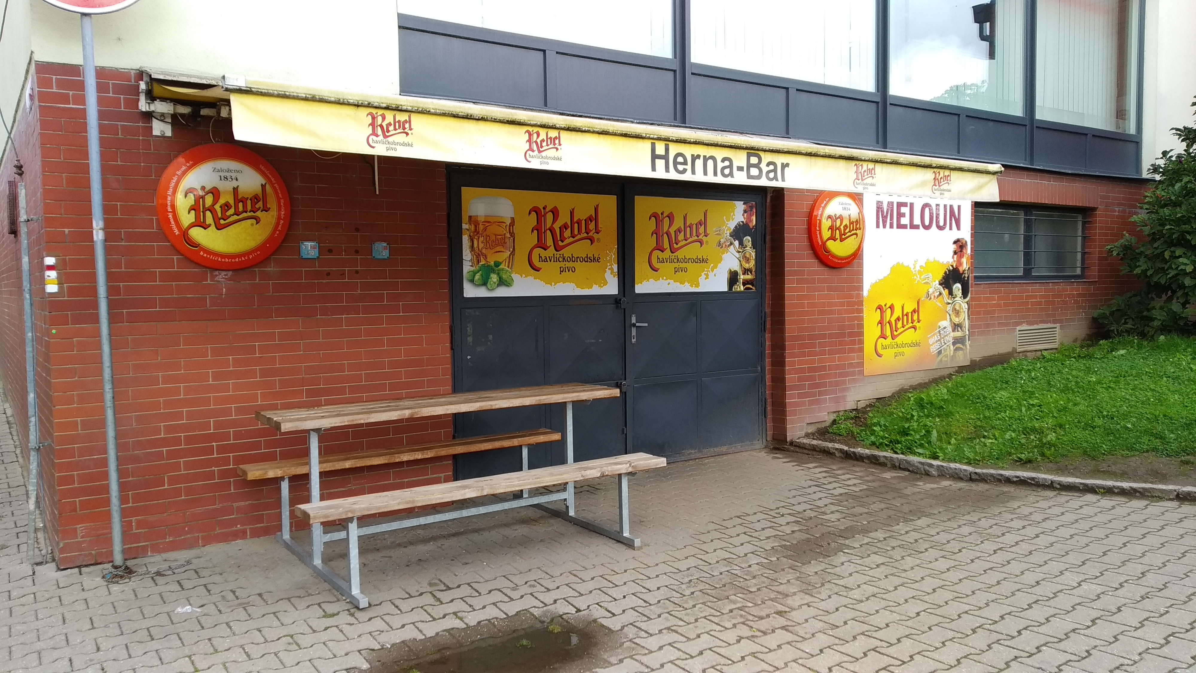 Pivní bar Meloun foto 2