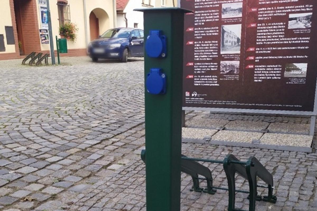 Elektrosloupek Městská knihovna a informační centrum Hradec nad Moravicí