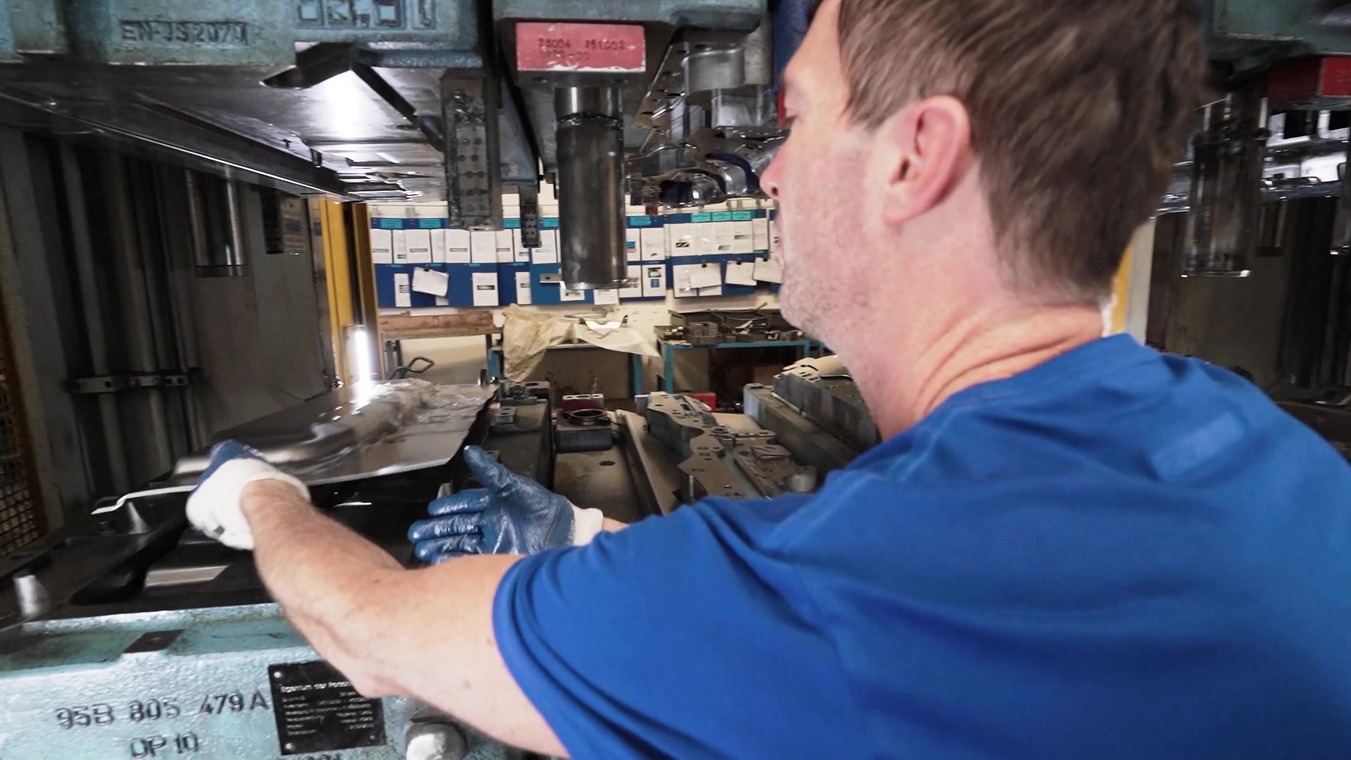 Vollmann MetalWorx s.r.o. foto 2 (náhled videa)