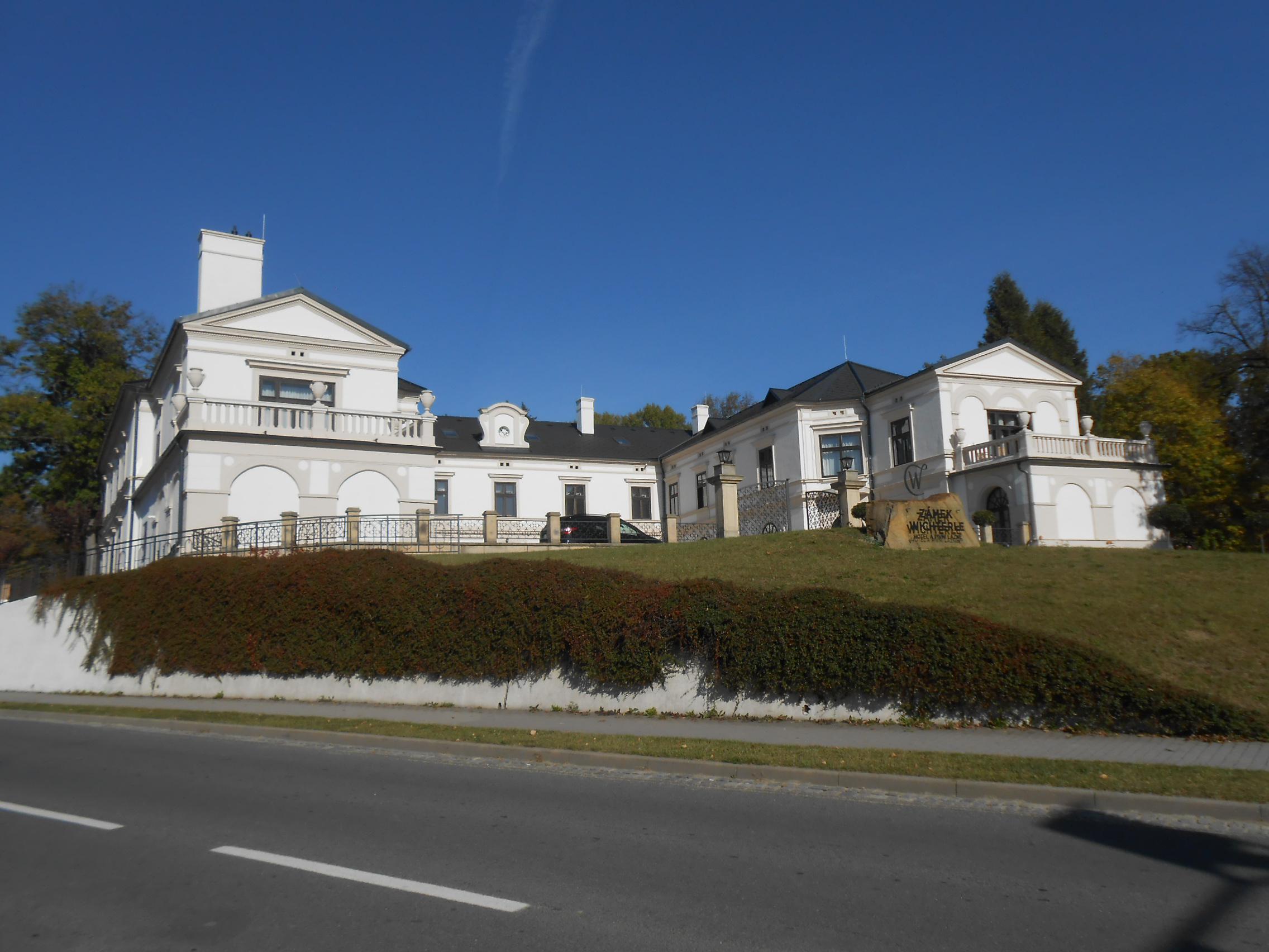 Hotel a pivní lázně zámek Wichterle foto 2