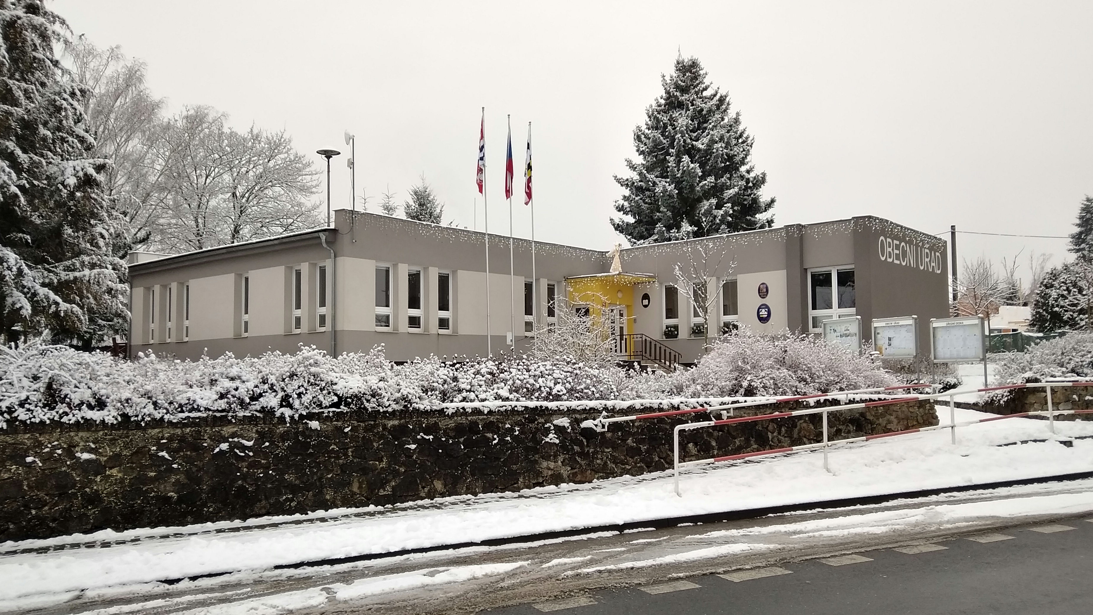 Ptice - obecní úřad foto 2