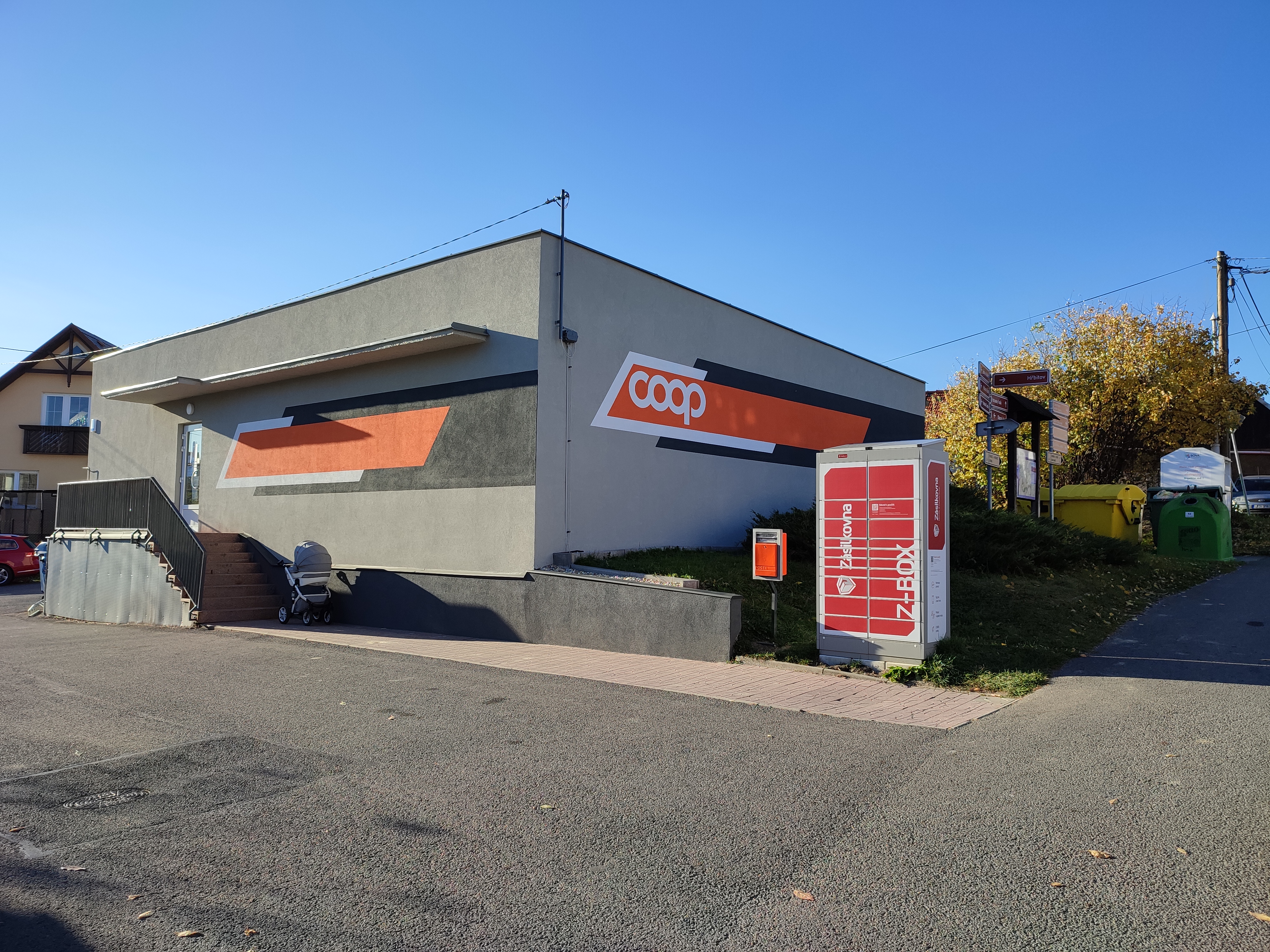 Jednota, spotřební družstvo v Hodoníně - COOP foto 1