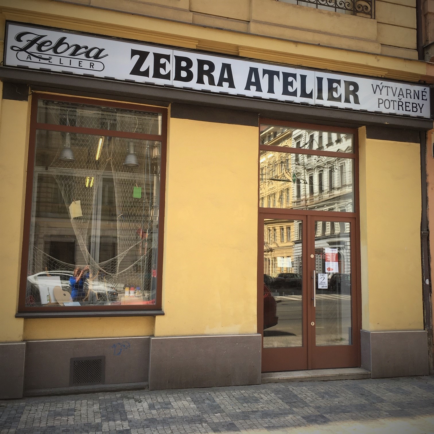 Ateliér Zebra - výtvarné potřeby a rámování foto 2