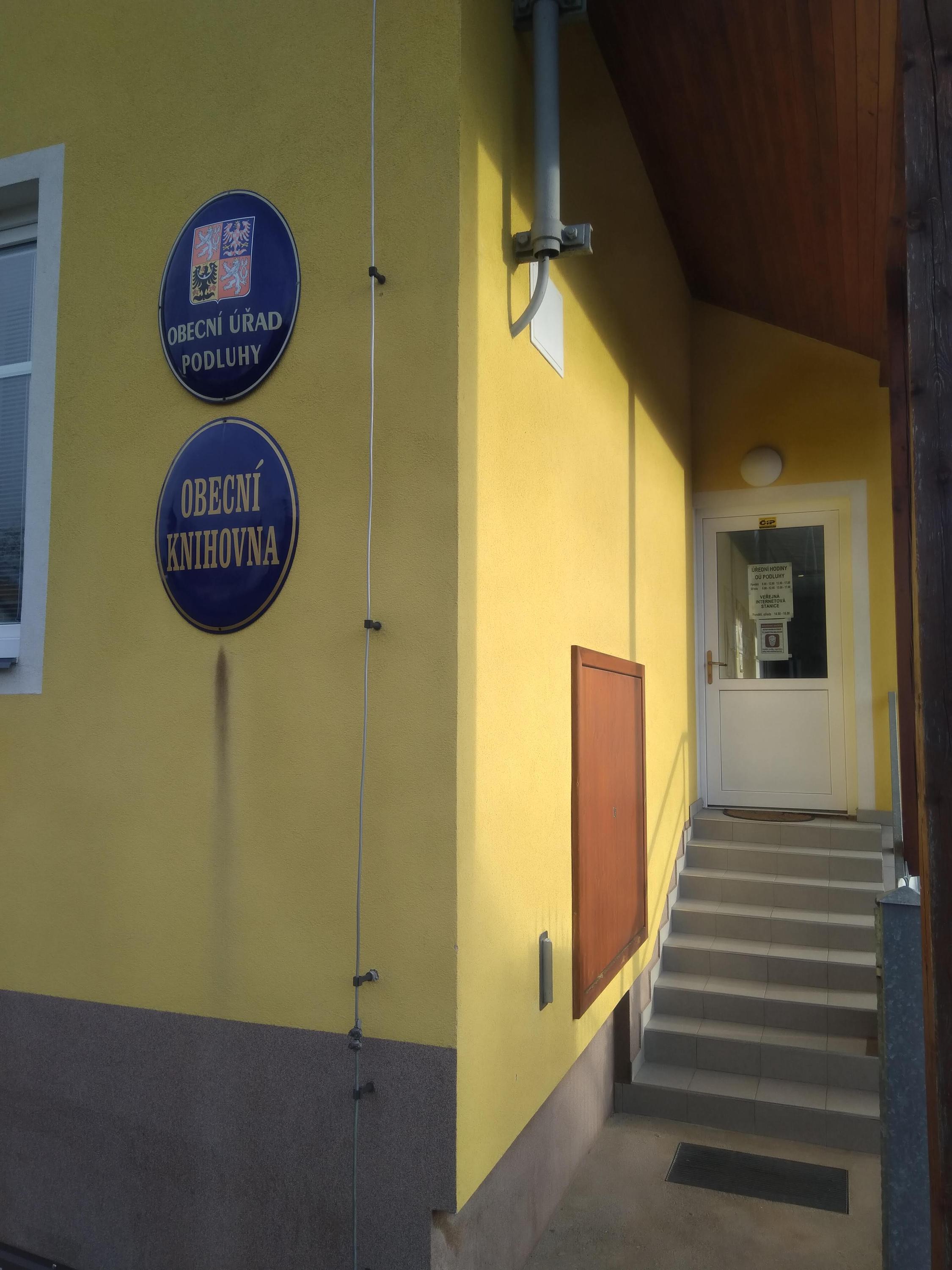 Obecní knihovna Podluhy foto 1