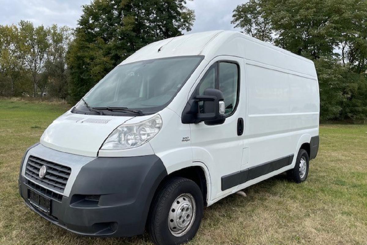 Petr Kočiš - Autocentrum